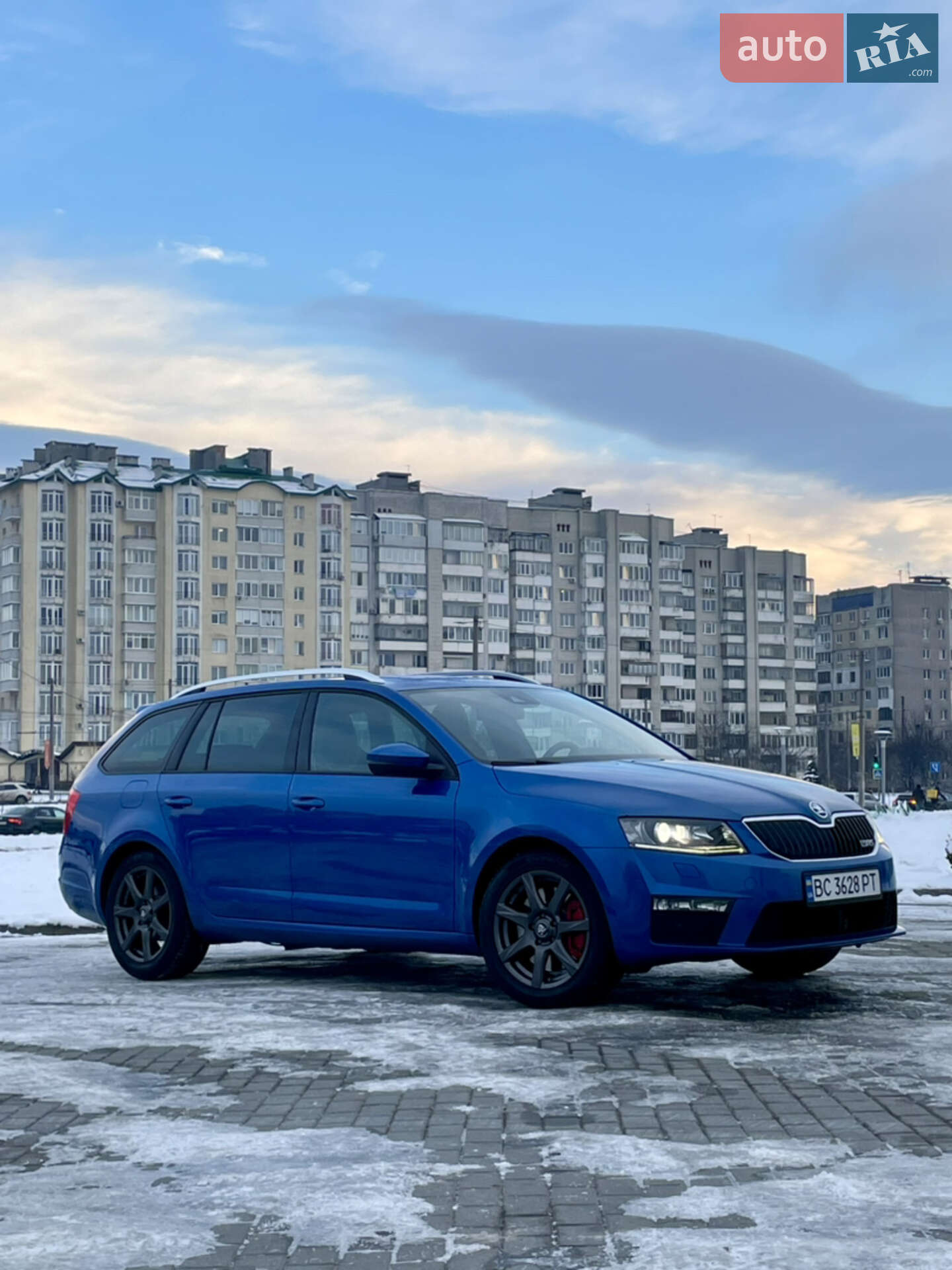 Головне фото звіту автомобіля SKODA OCTAVIA 2015