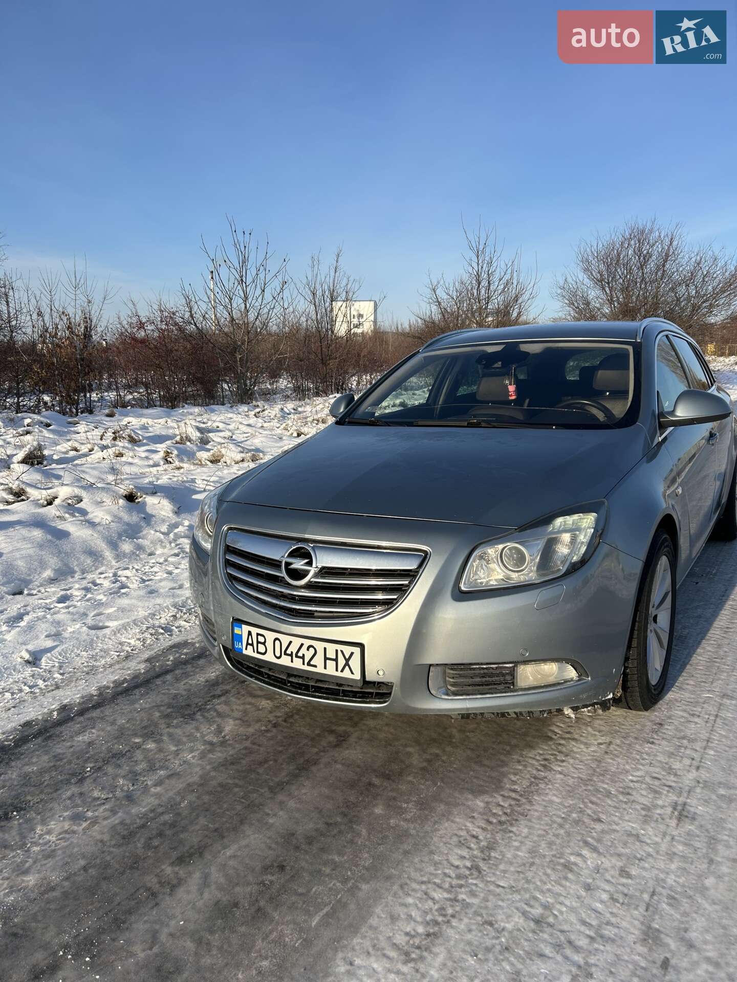 OPEL INSIGNIA 2011