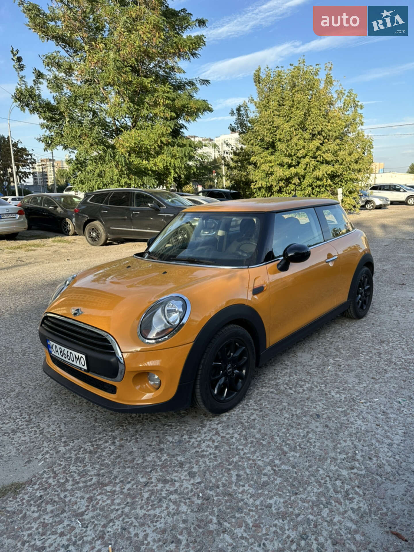 MINI ONE 2015