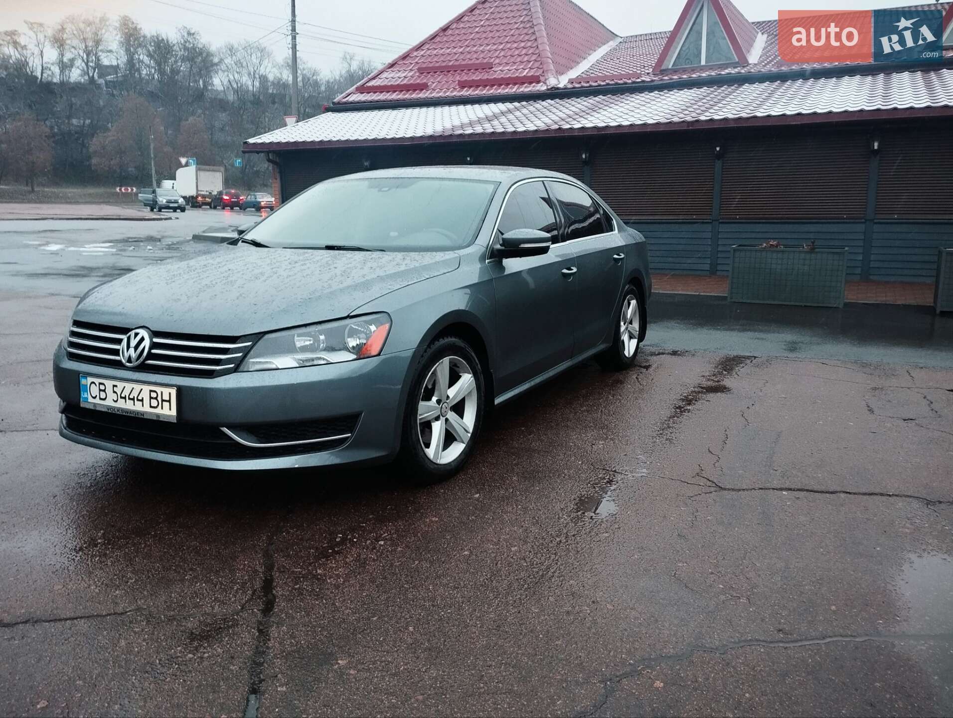 VOLKSWAGEN PASSAT 2012