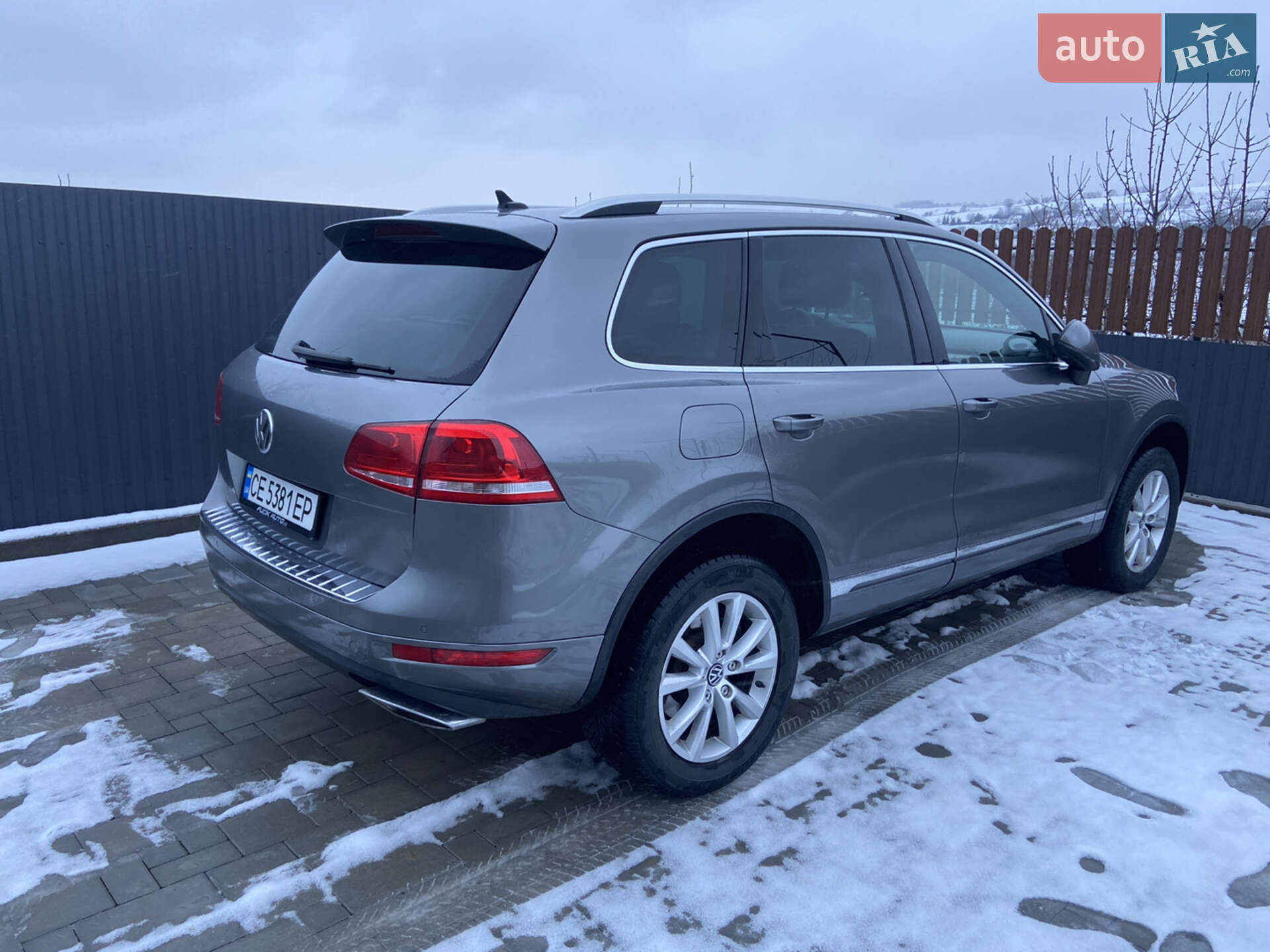 VOLKSWAGEN TOUAREG 2011