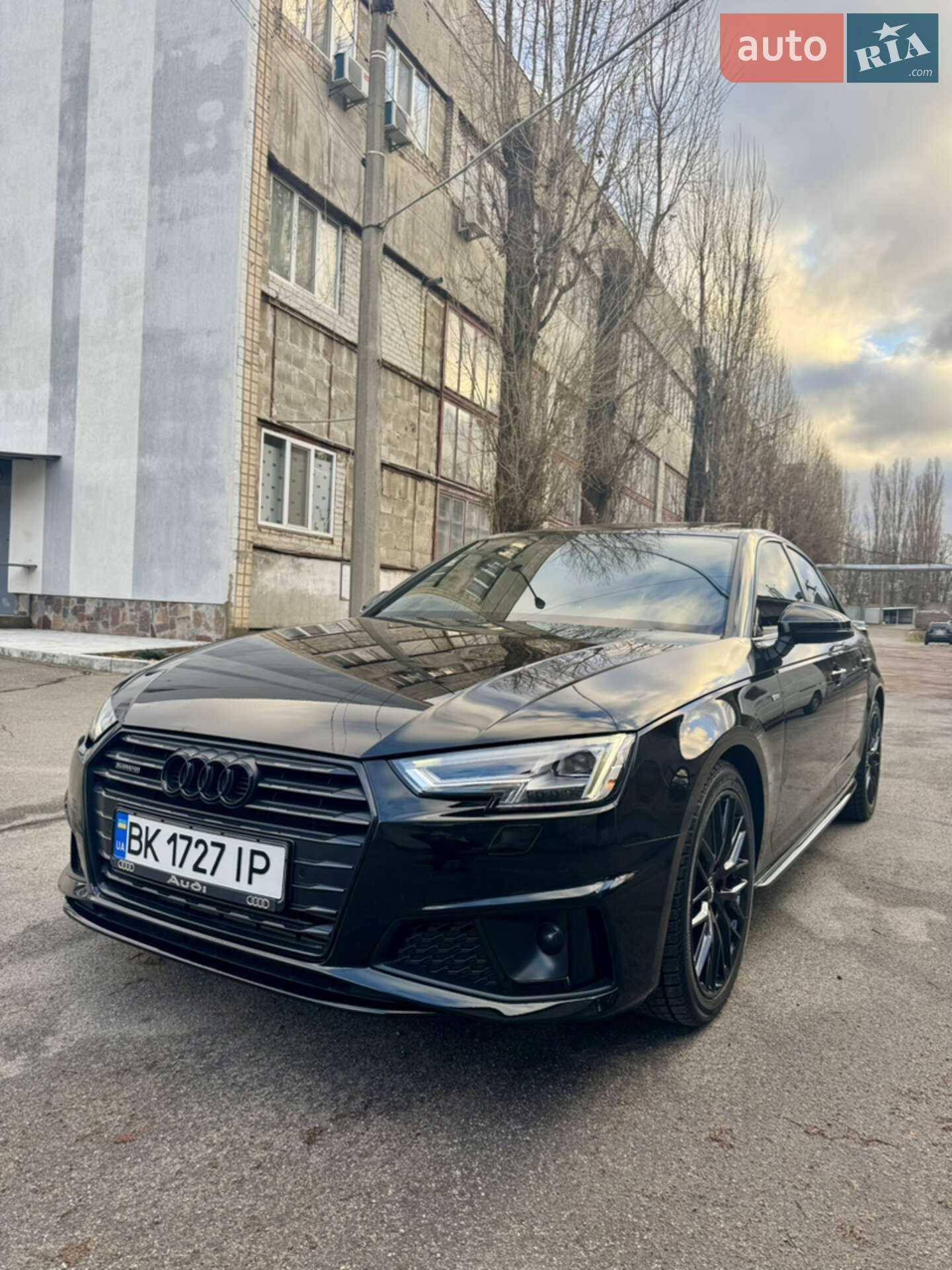 AUDI A4 2018