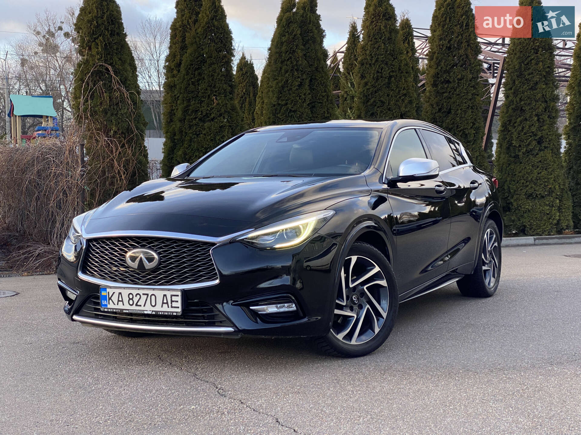 INFINITI Q30 2016