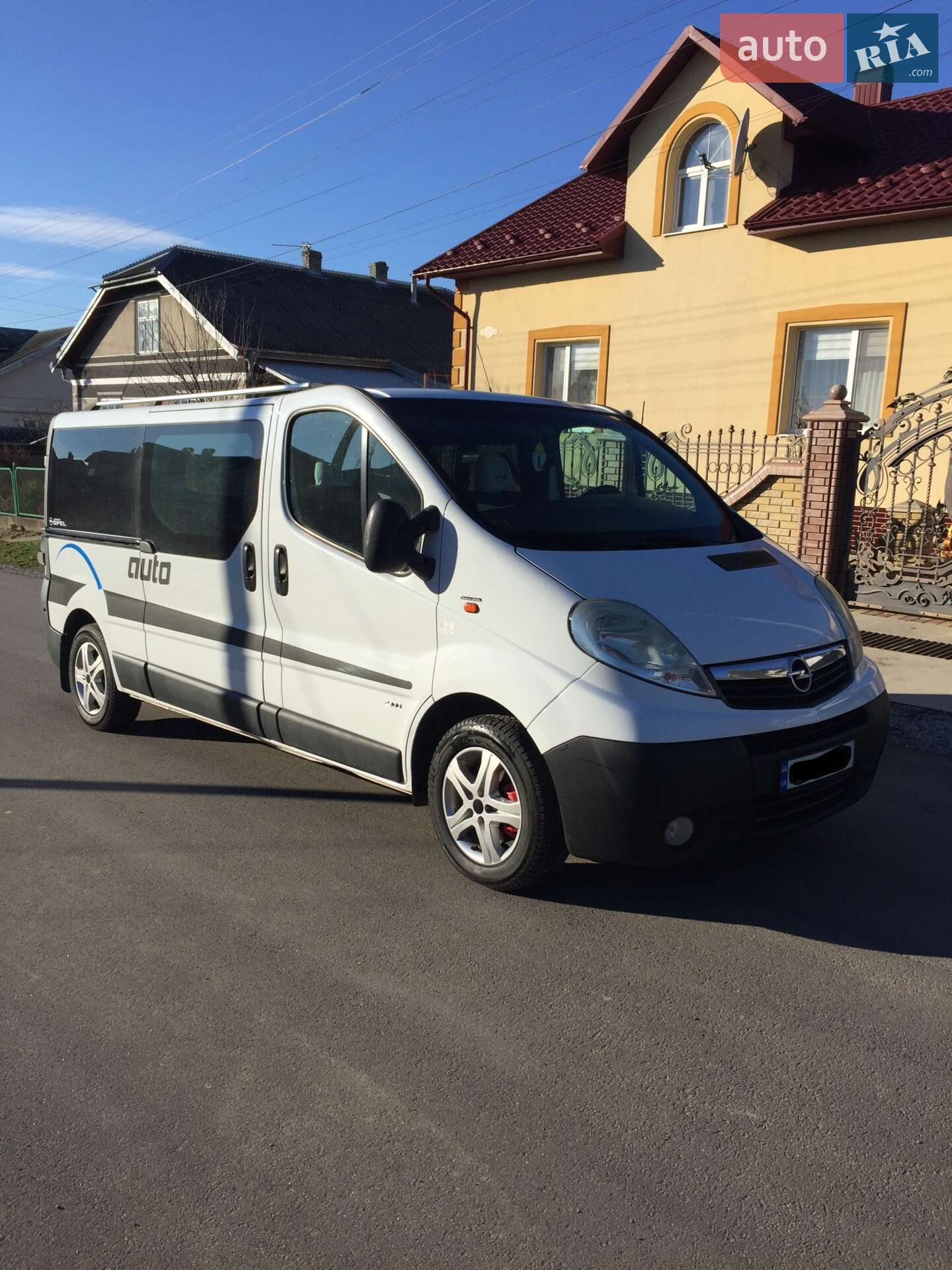 OPEL VIVARO 2009
