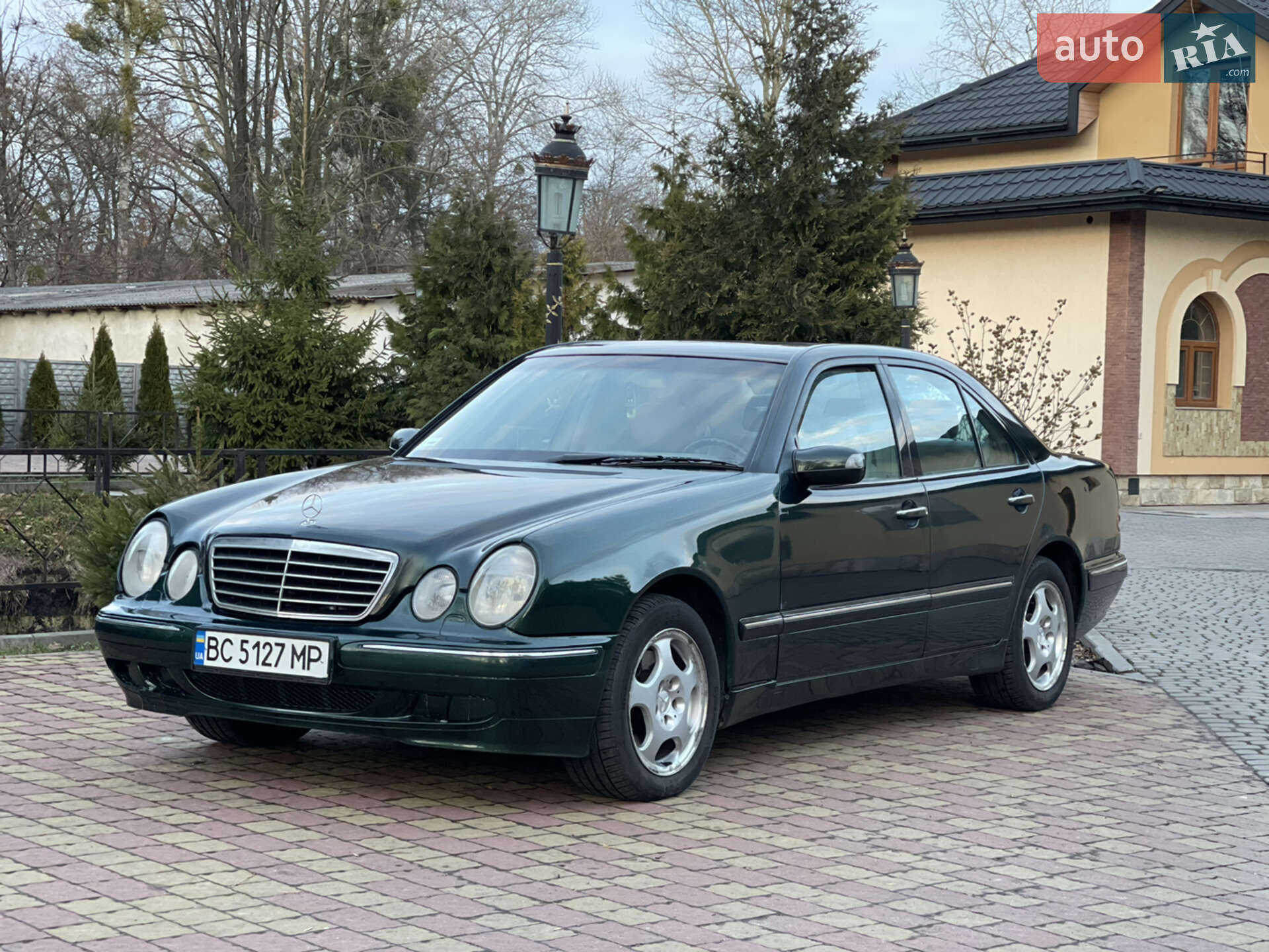 MERCEDES-BENZ E 320 2000
