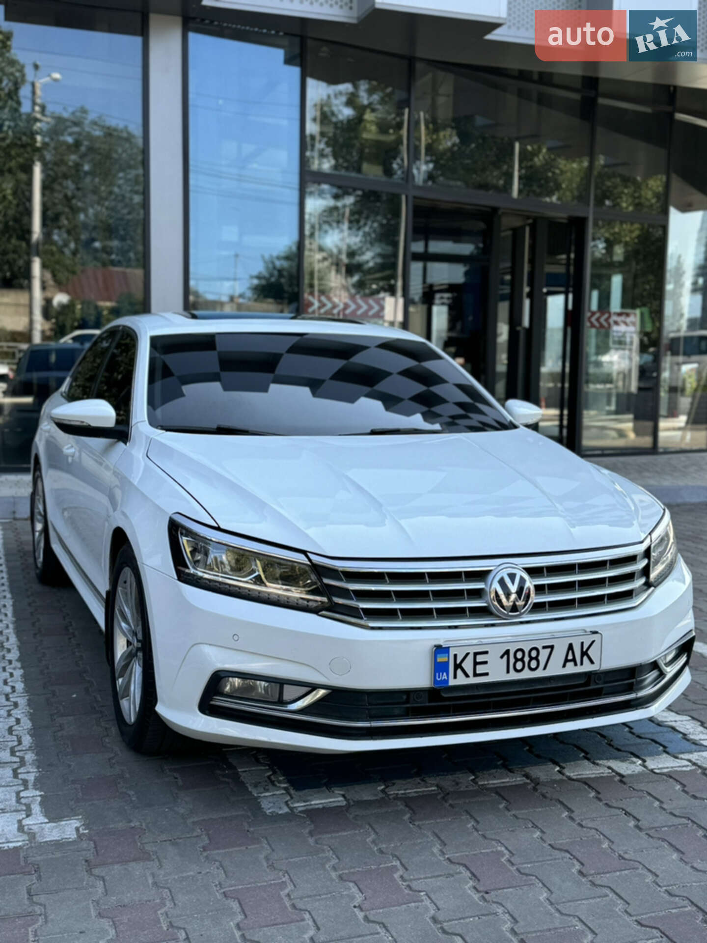 VOLKSWAGEN PASSAT 2017