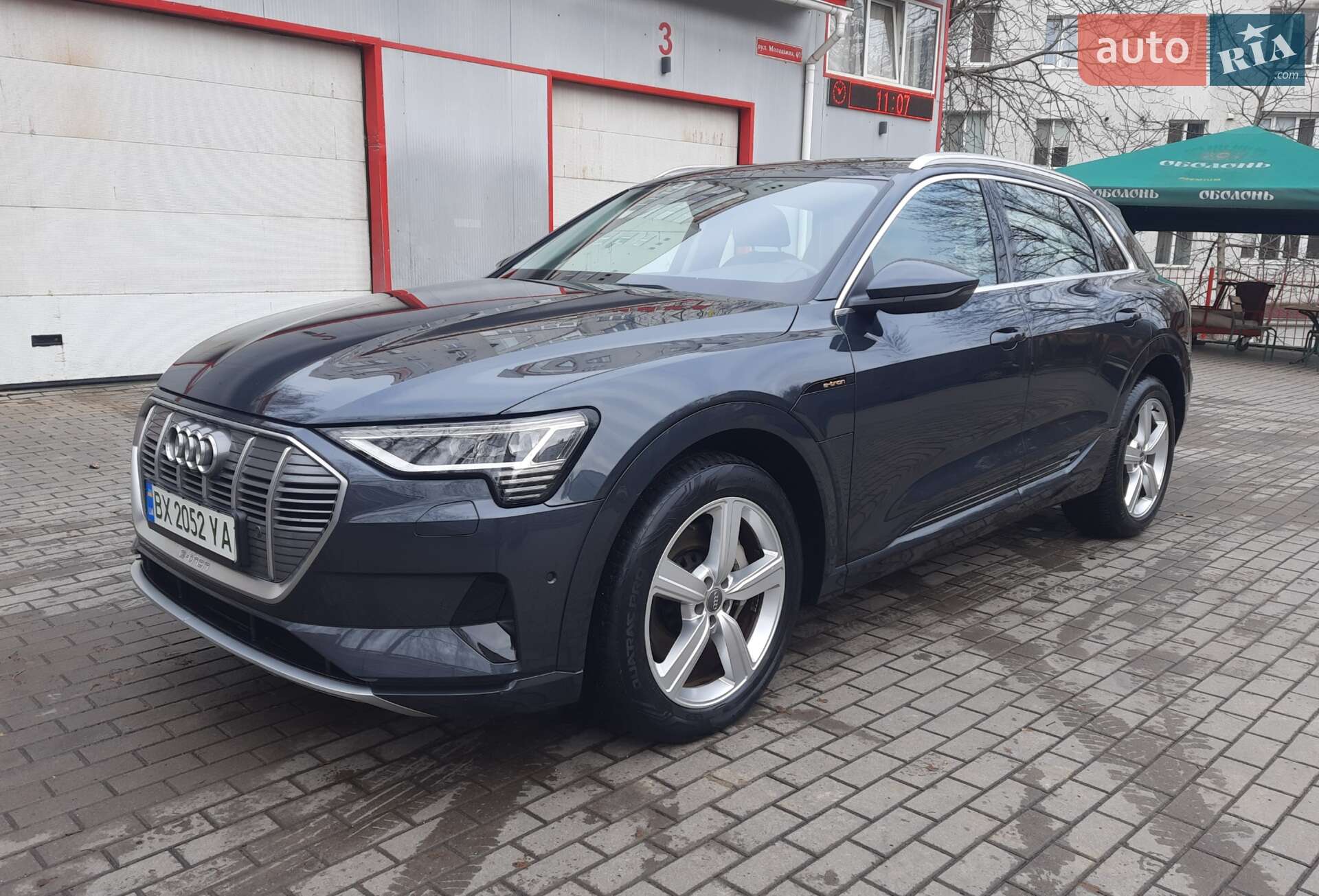 Головне фото звіту автомобіля AUDI E-TRON 50 2019