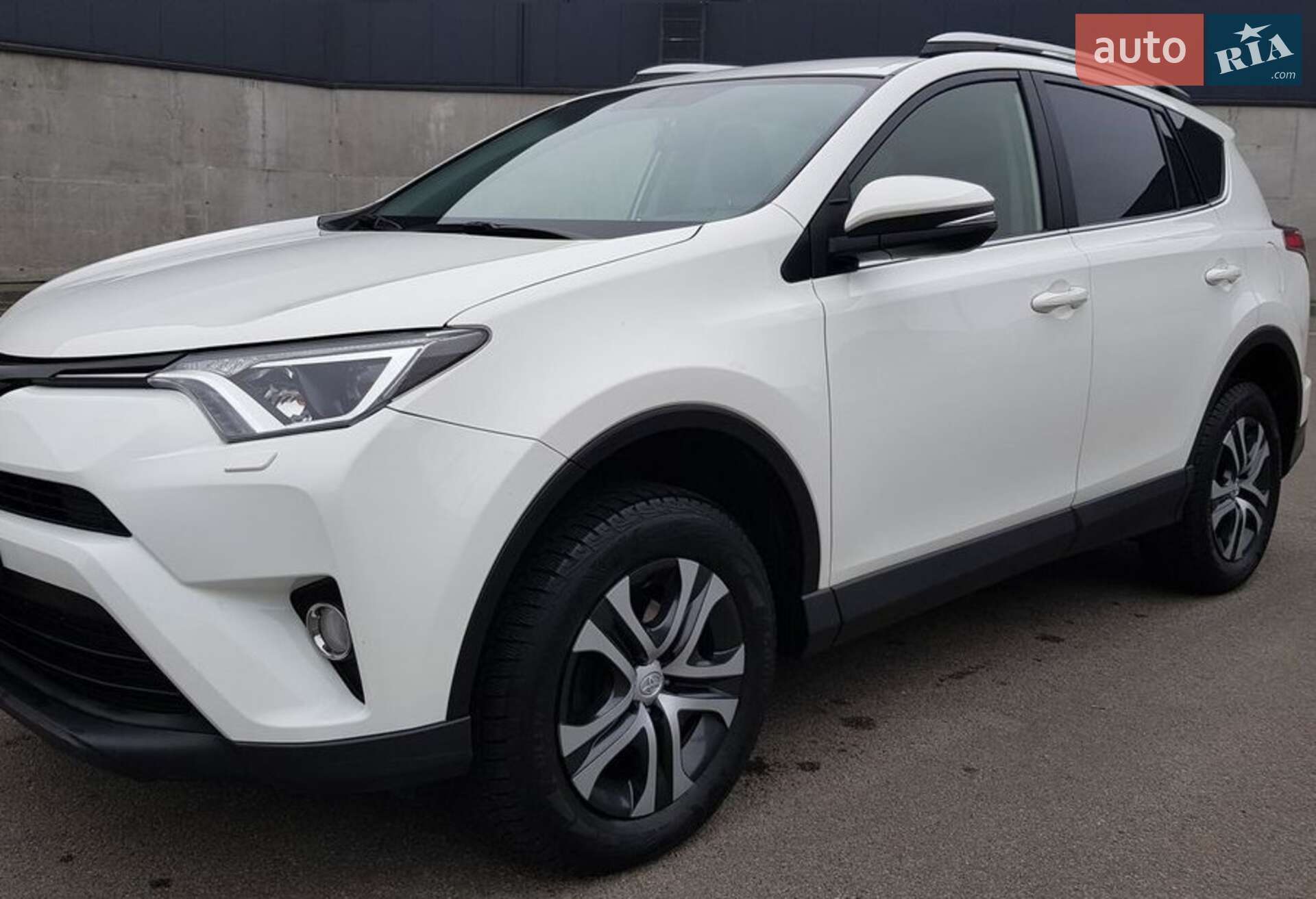 Toyota RAV4 2017