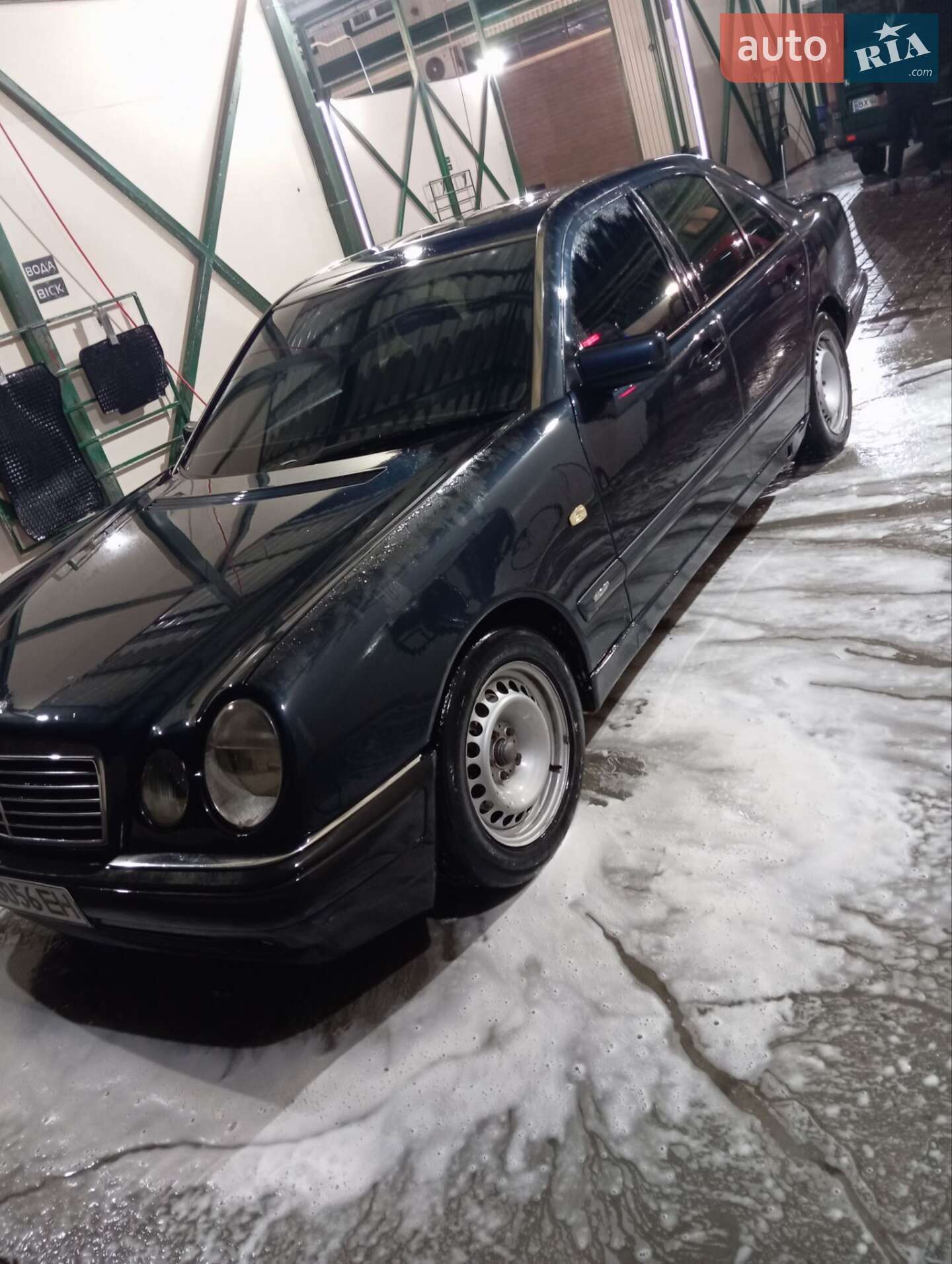 Mercedes-Benz E-Class 1996