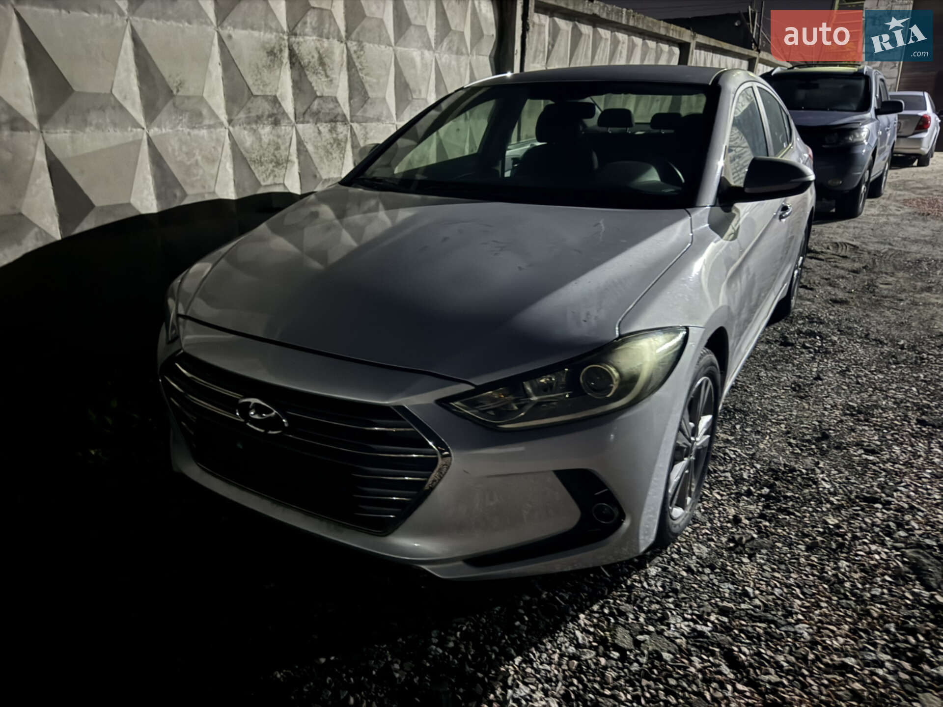 HYUNDAI ELANTRA 2018