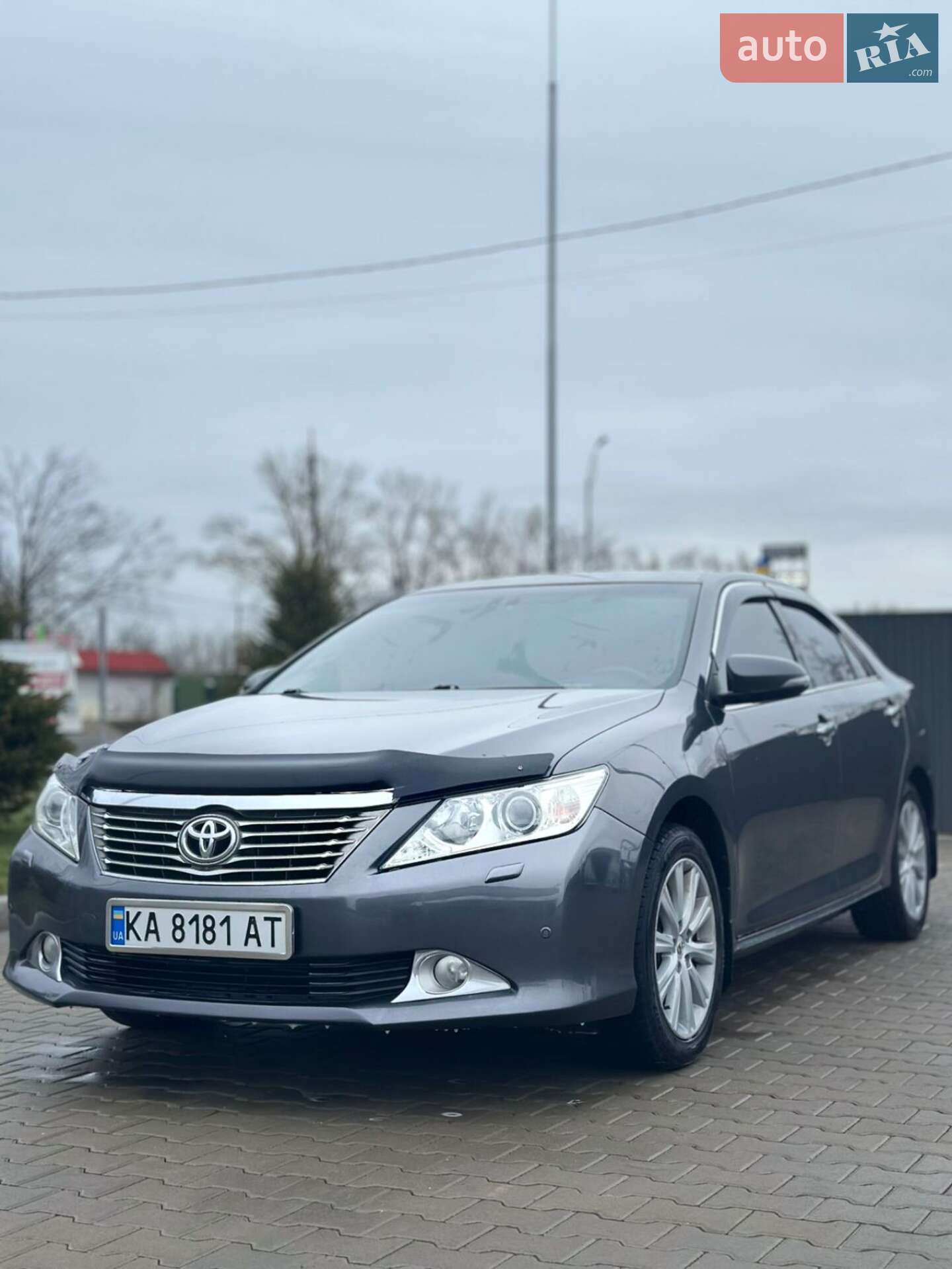 TOYOTA CAMRY