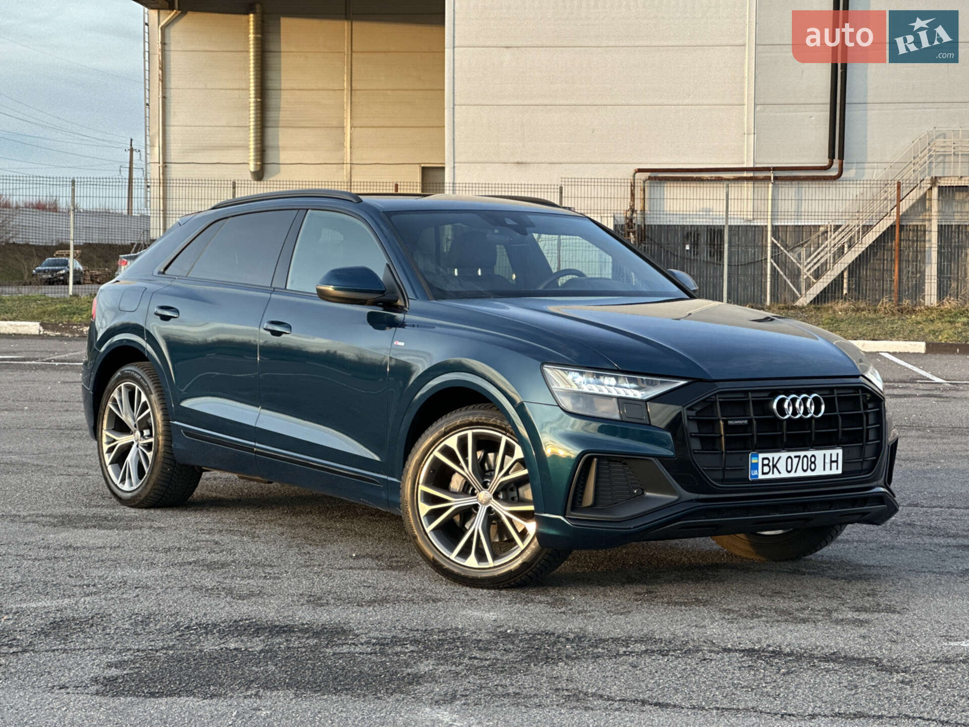 AUDI Q8 2019