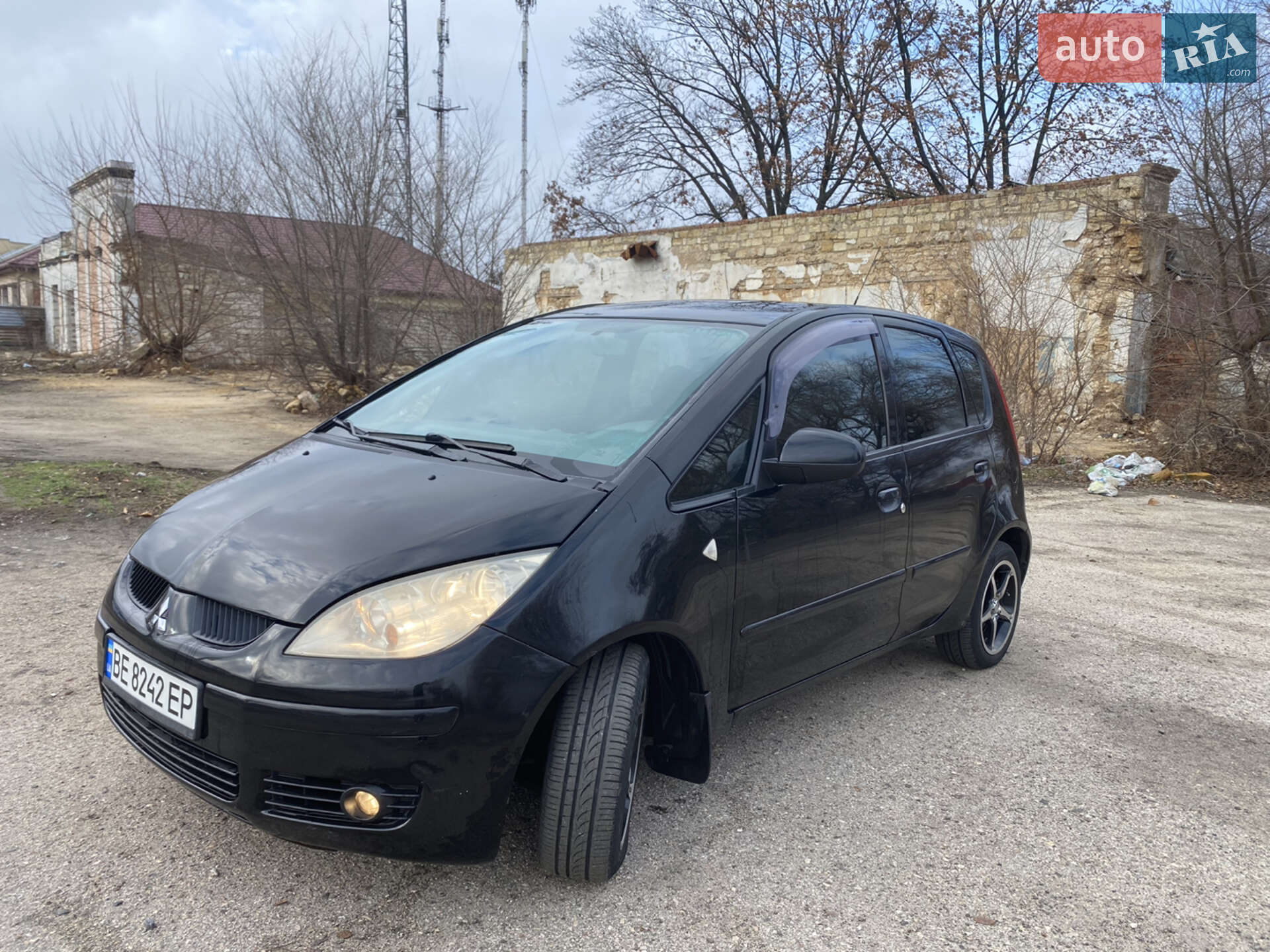 MITSUBISHI COLT 2004