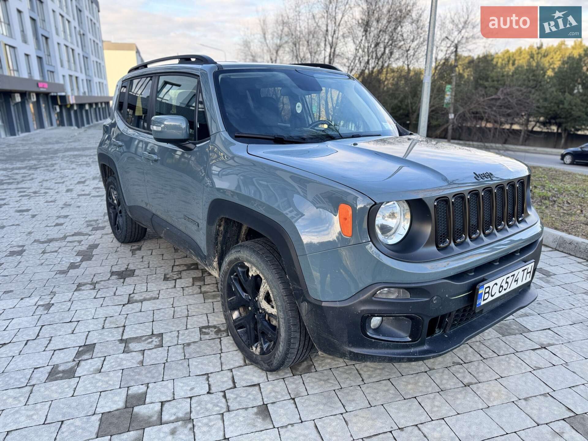 Головне фото звіту автомобіля JEEP RENEGADE 2017
