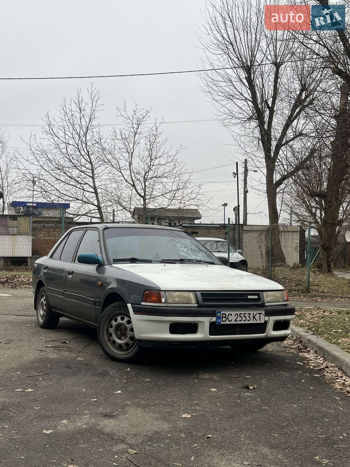 MAZDA 323 1991
