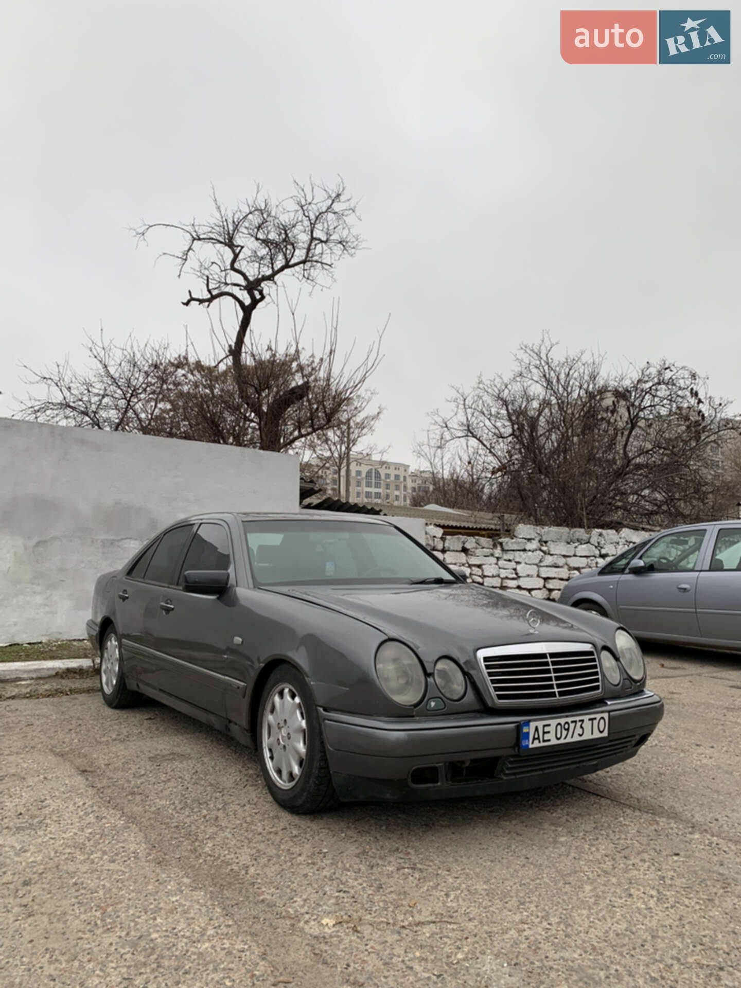 MERCEDES-BENZ 230 1997