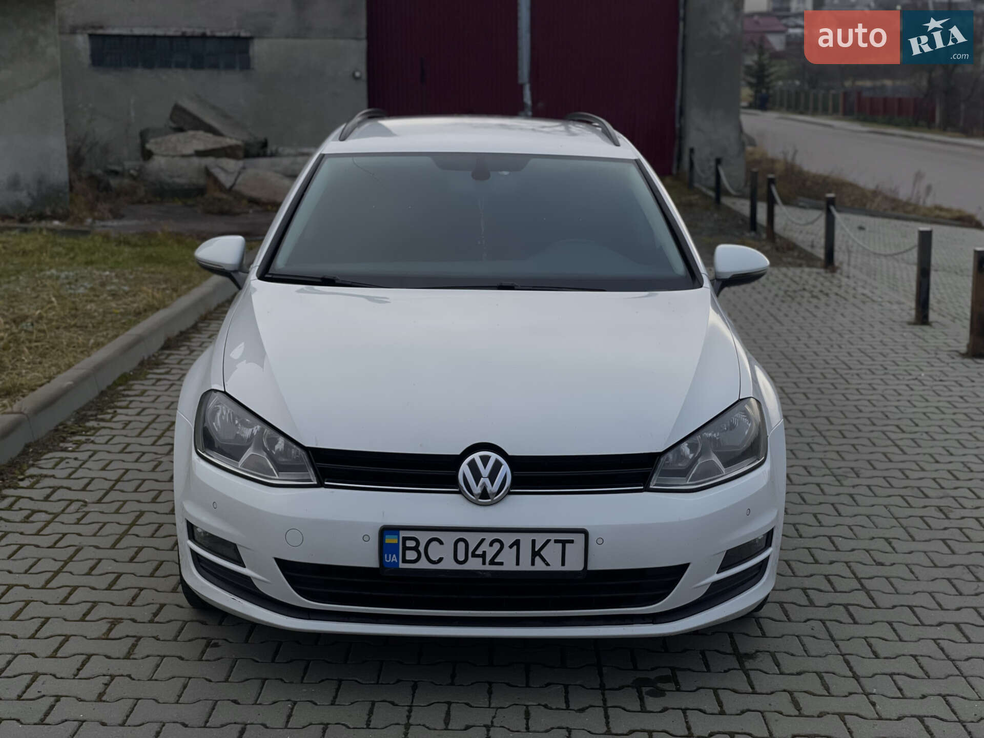 VOLKSWAGEN GOLF 2016