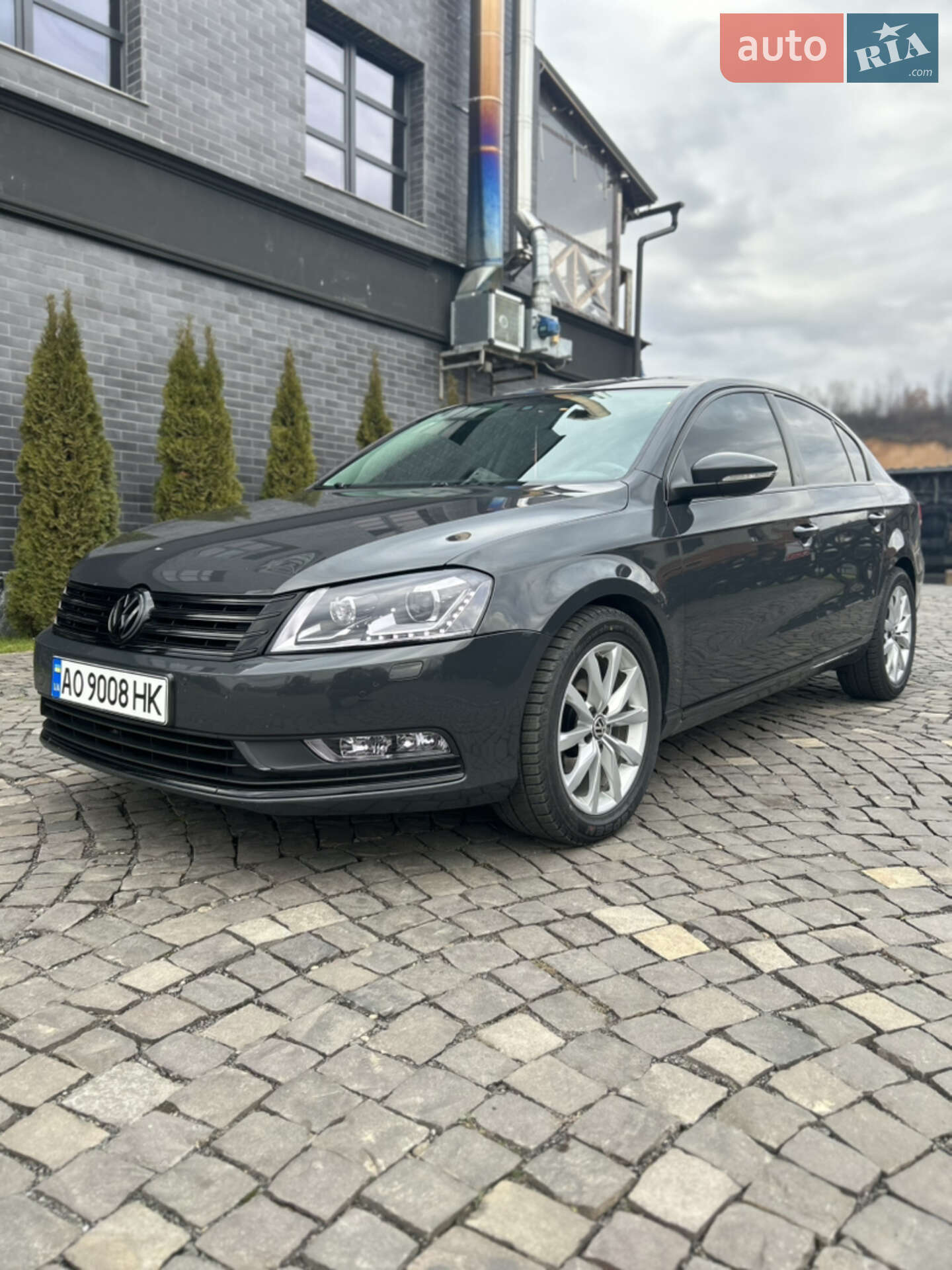 VOLKSWAGEN PASSAT 2013