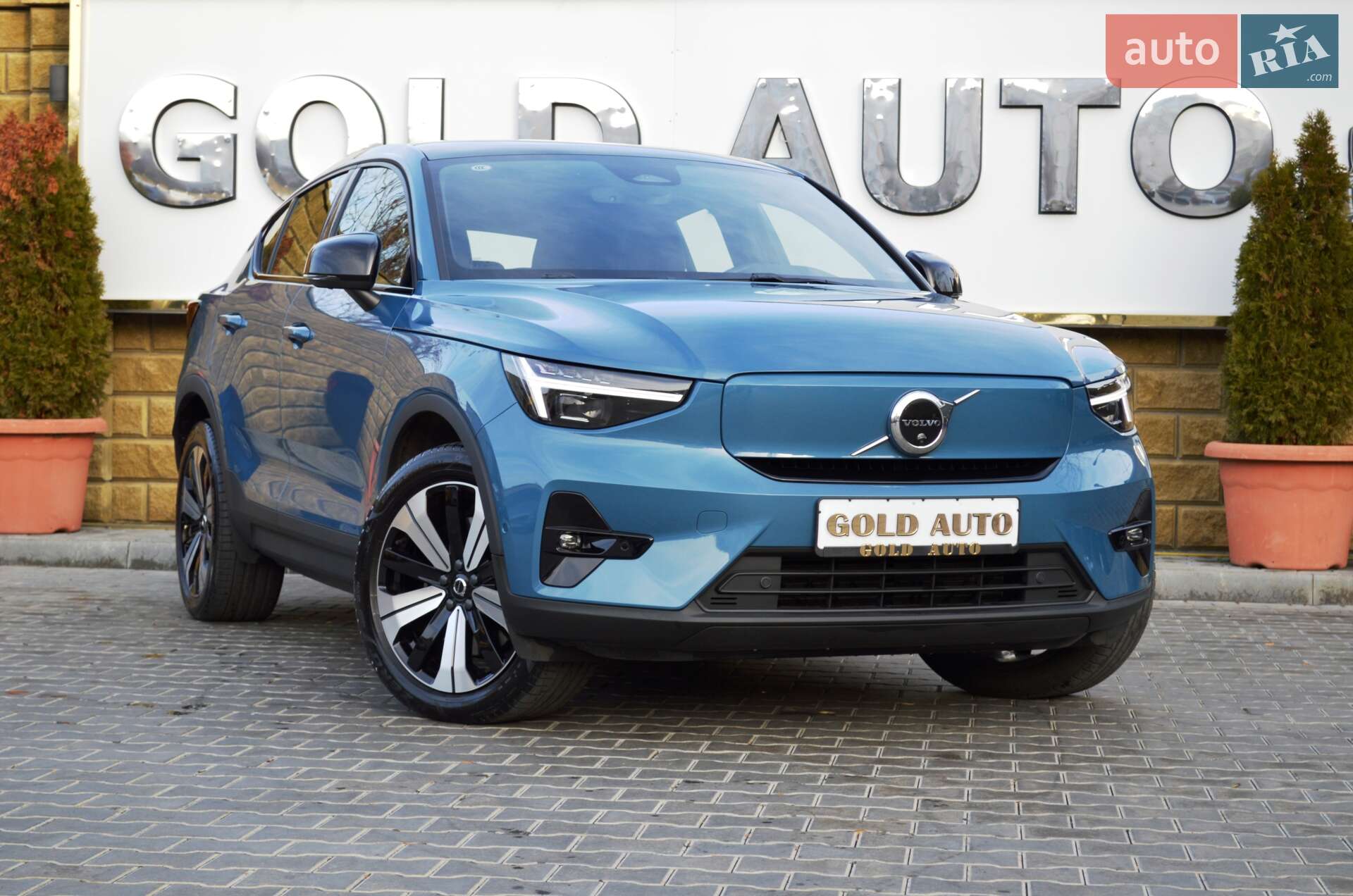 VOLVO C40 2022