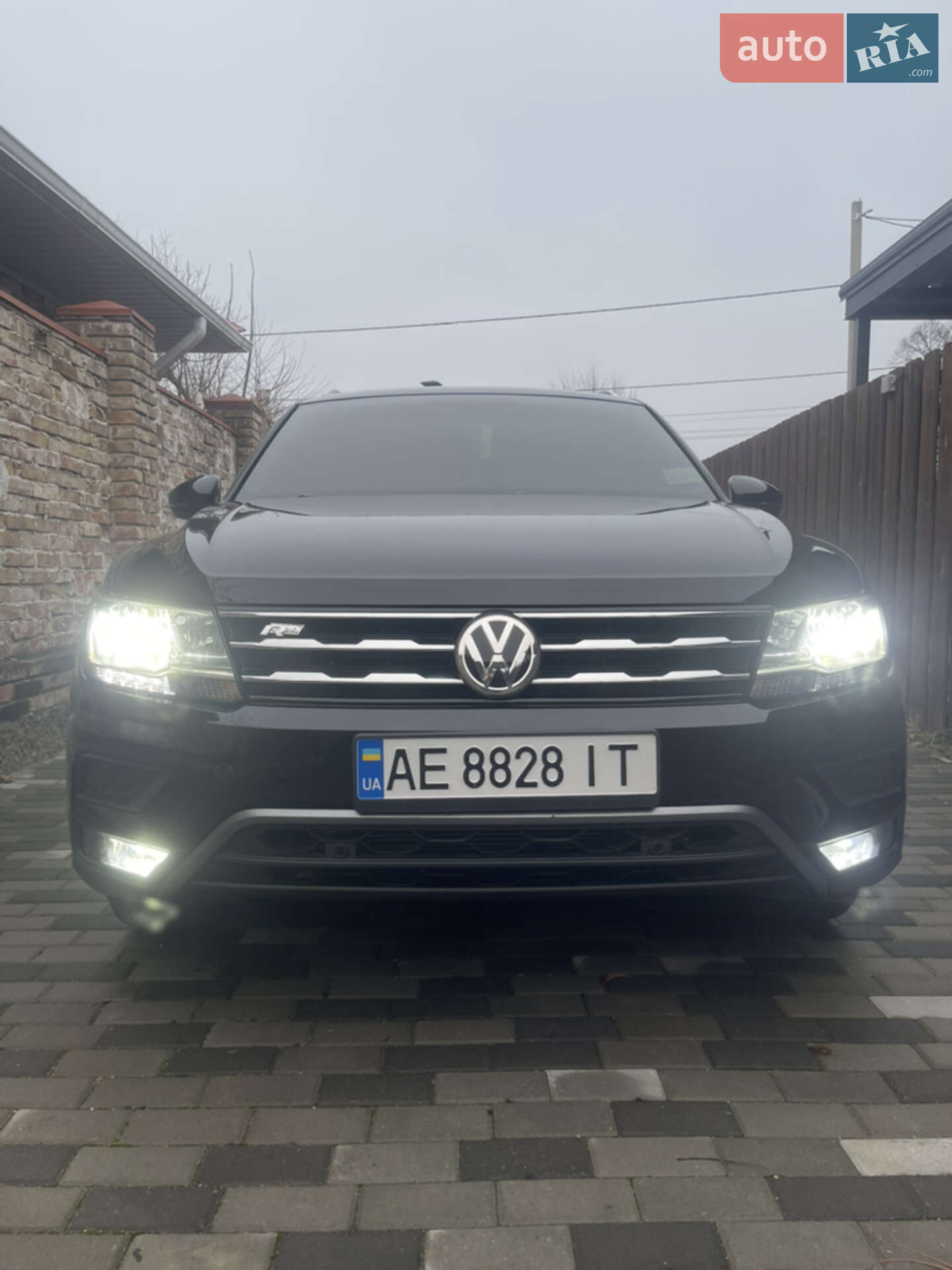 VOLKSWAGEN TIGUAN 2019