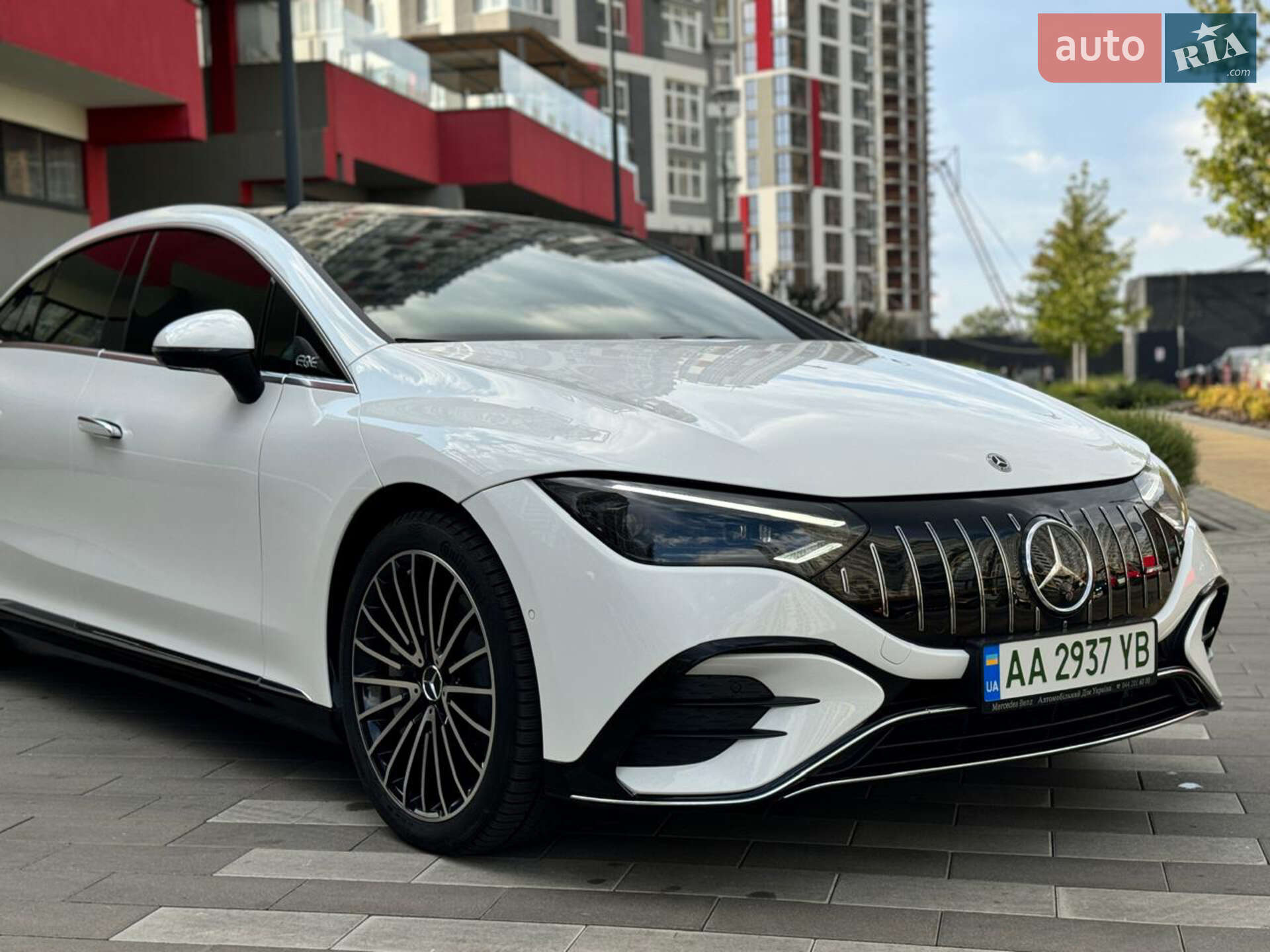 MERCEDES-BENZ EQE 350 2022