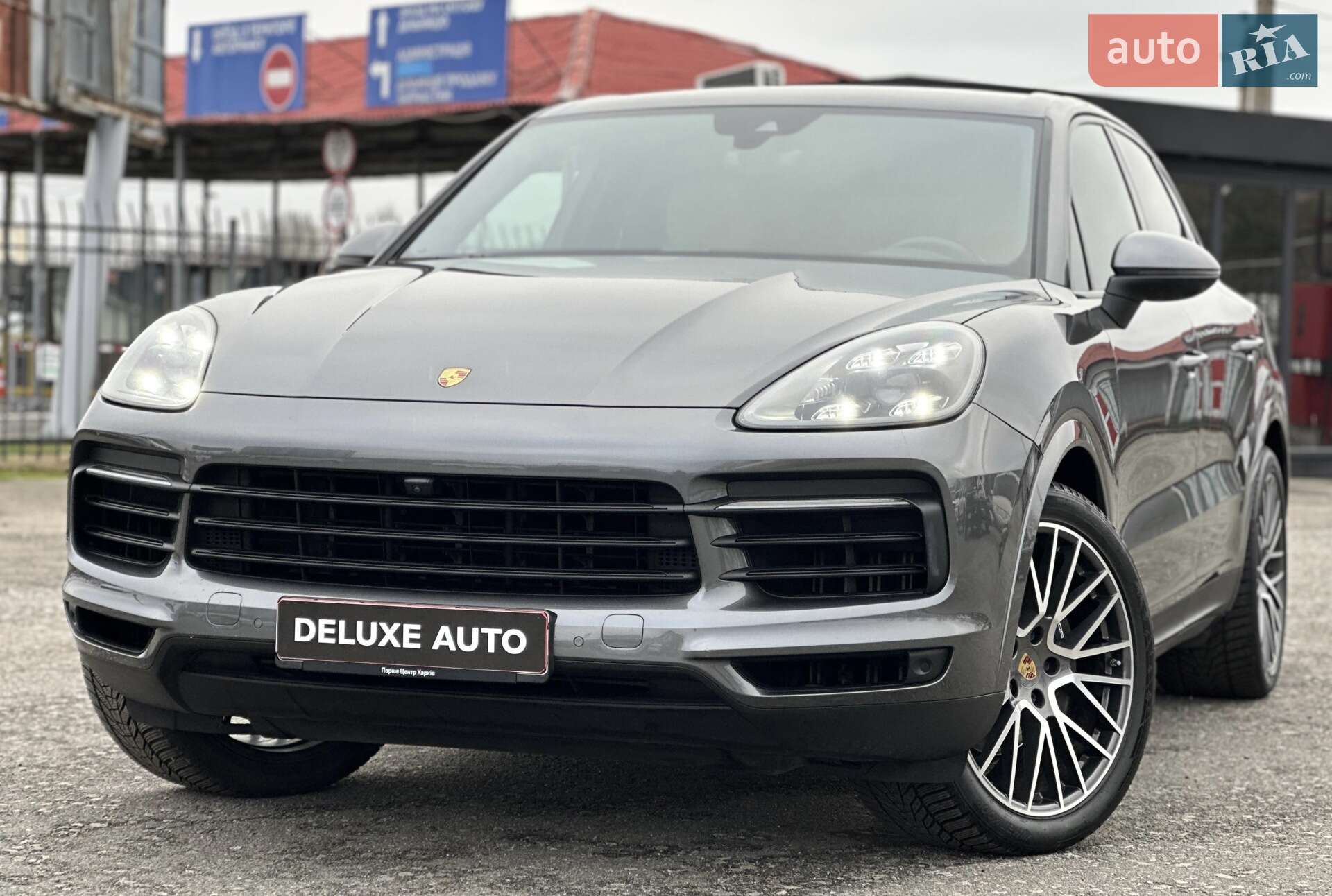 PORSCHE CAYENNE