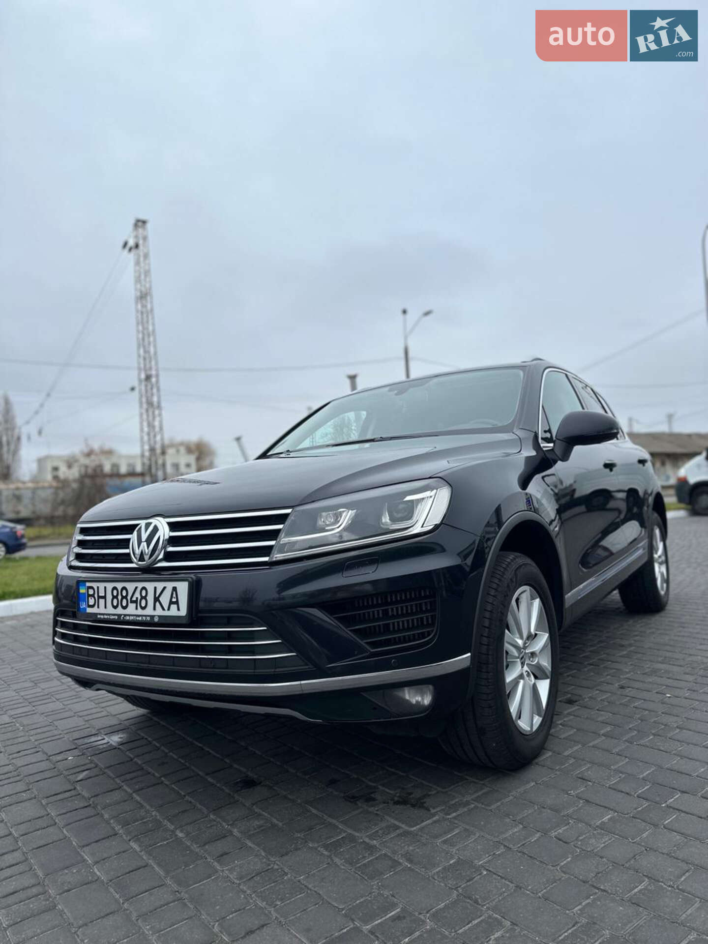 VOLKSWAGEN TOUAREG 2016