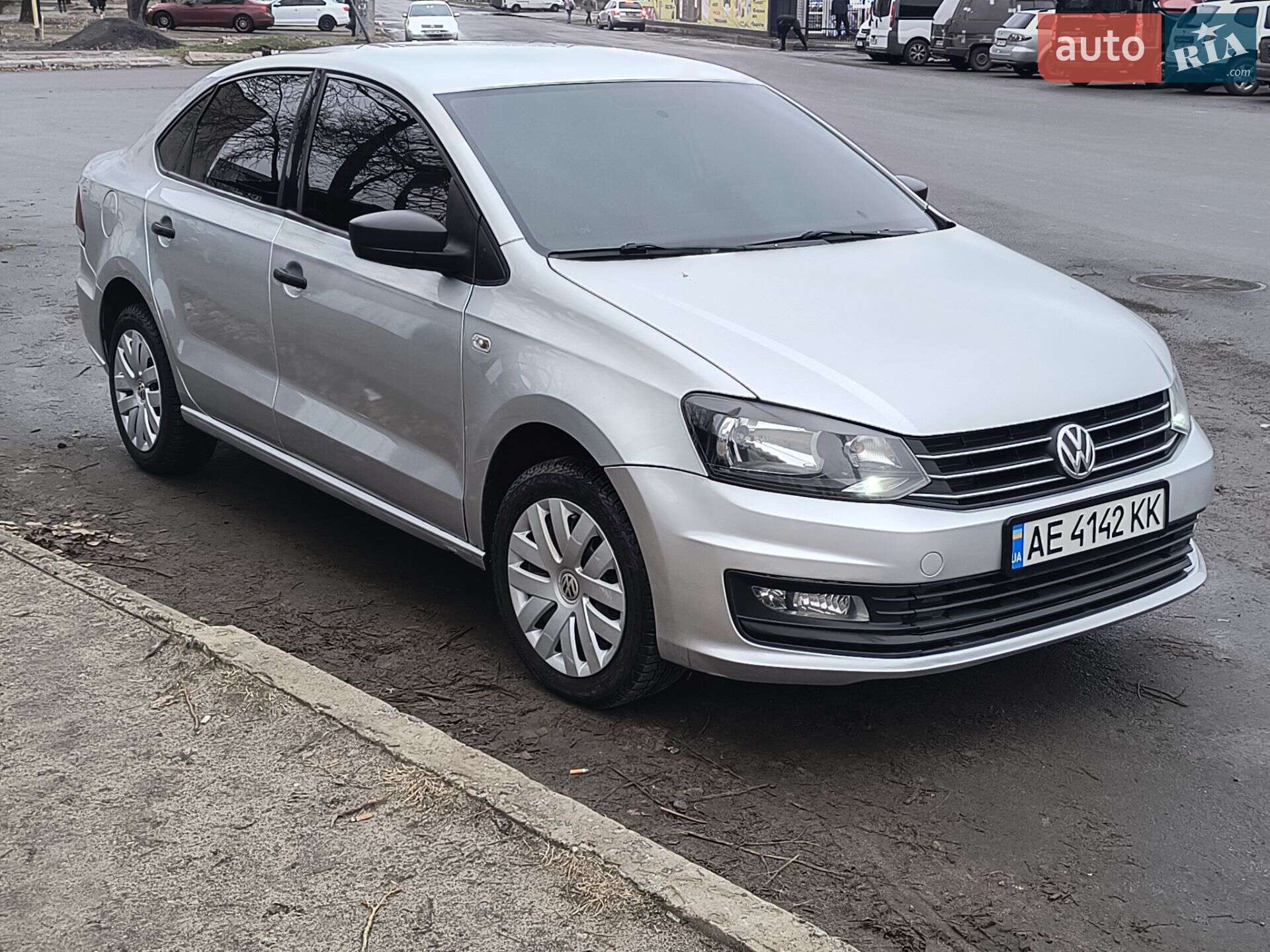 VOLKSWAGEN POLO 2018