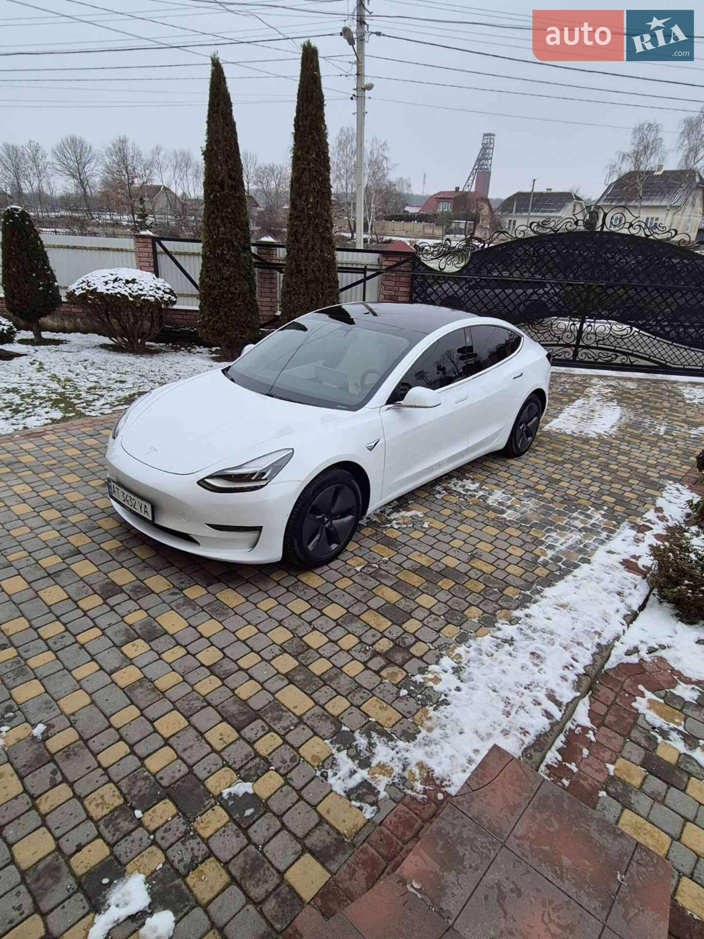 Tesla Model 3 2019