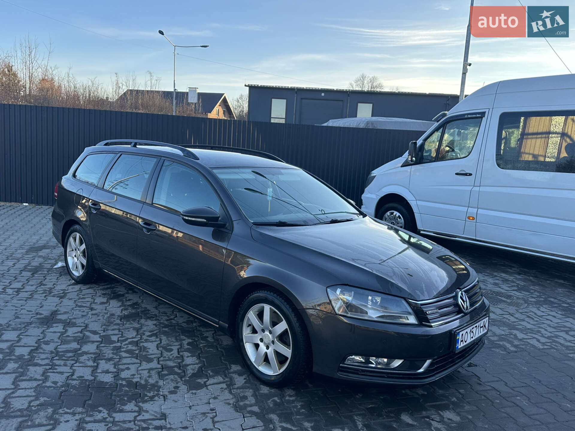 VOLKSWAGEN PASSAT 2012