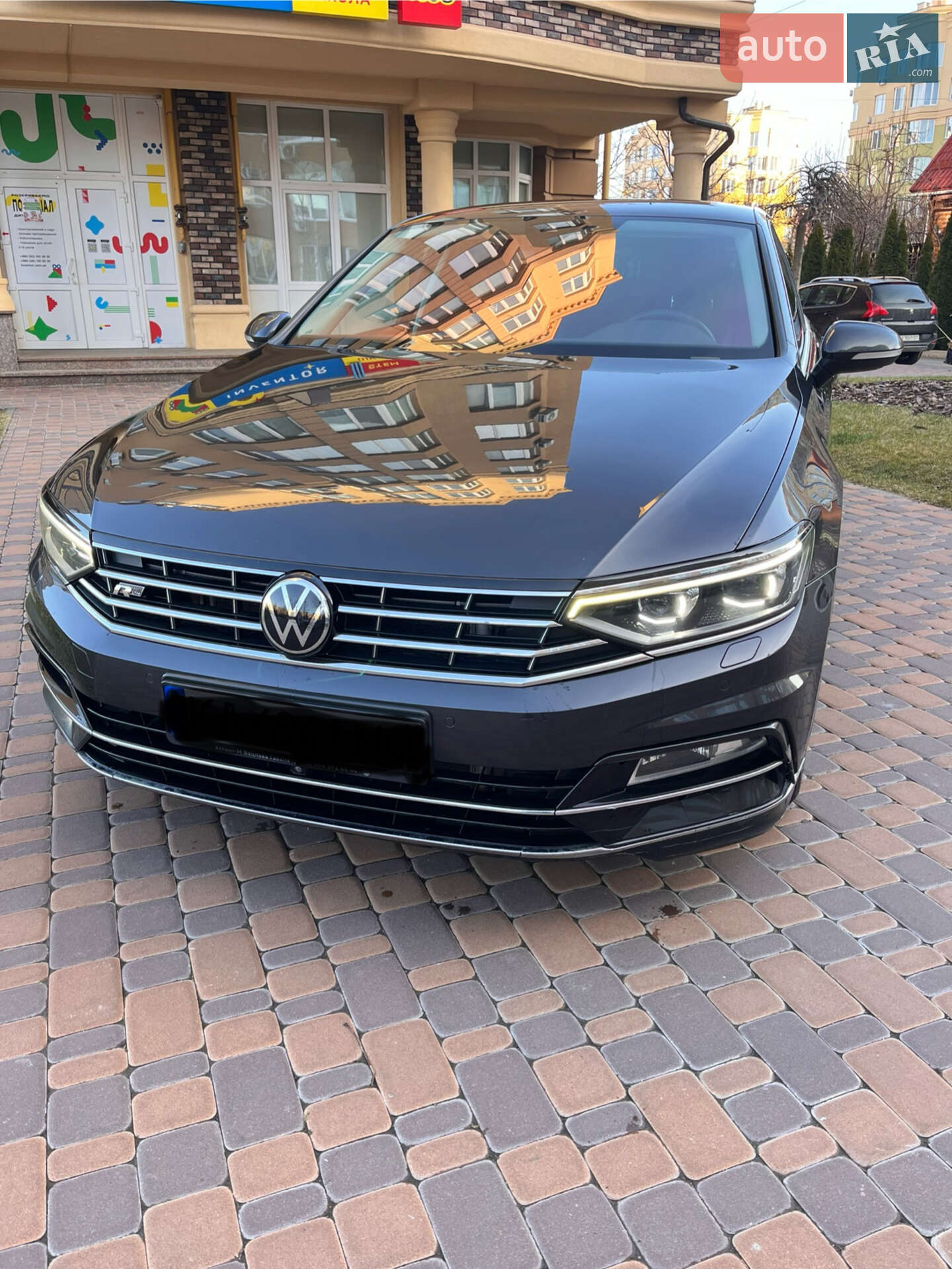 VOLKSWAGEN PASSAT 2018