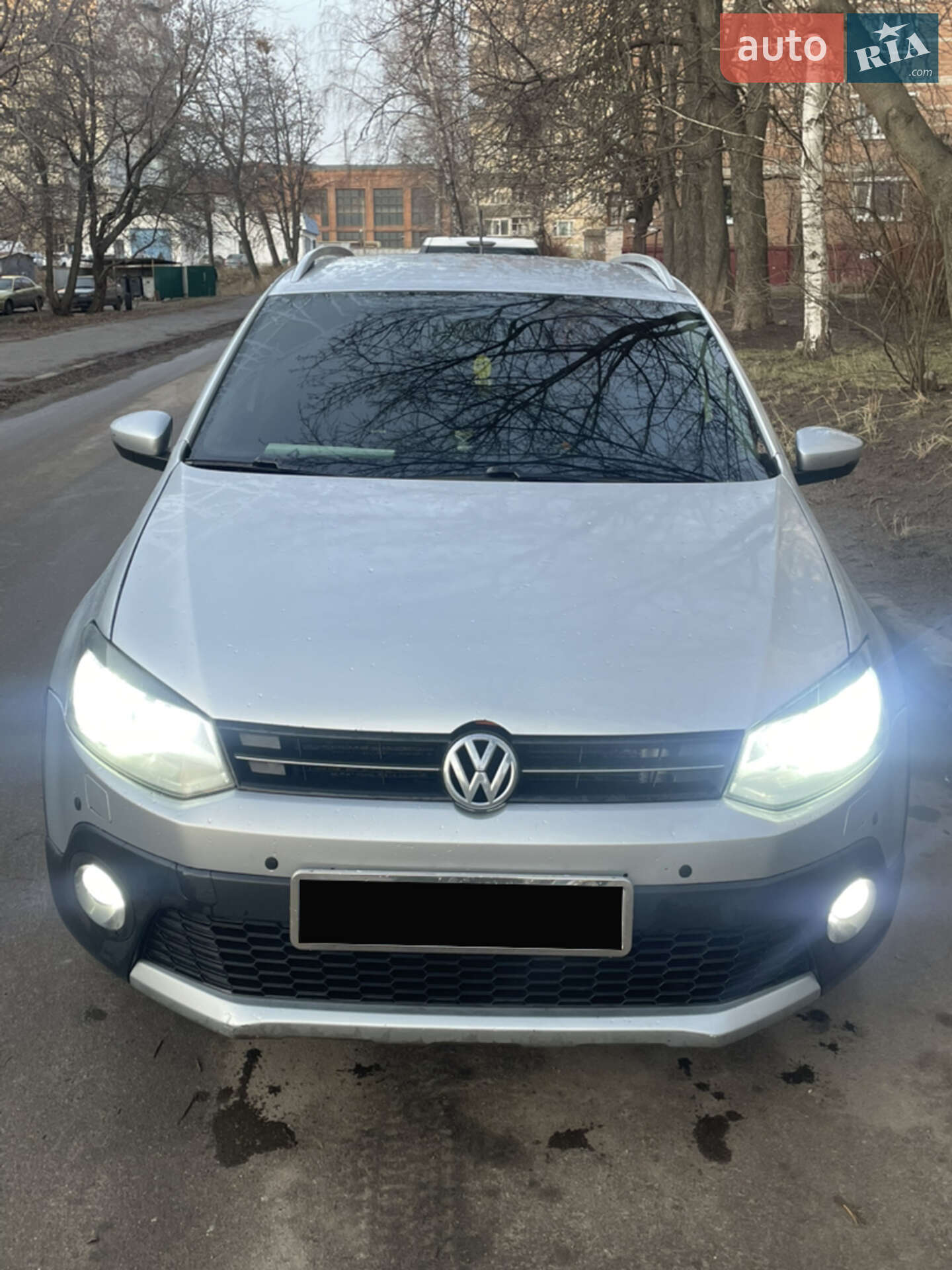 VOLKSWAGEN POLO 2011