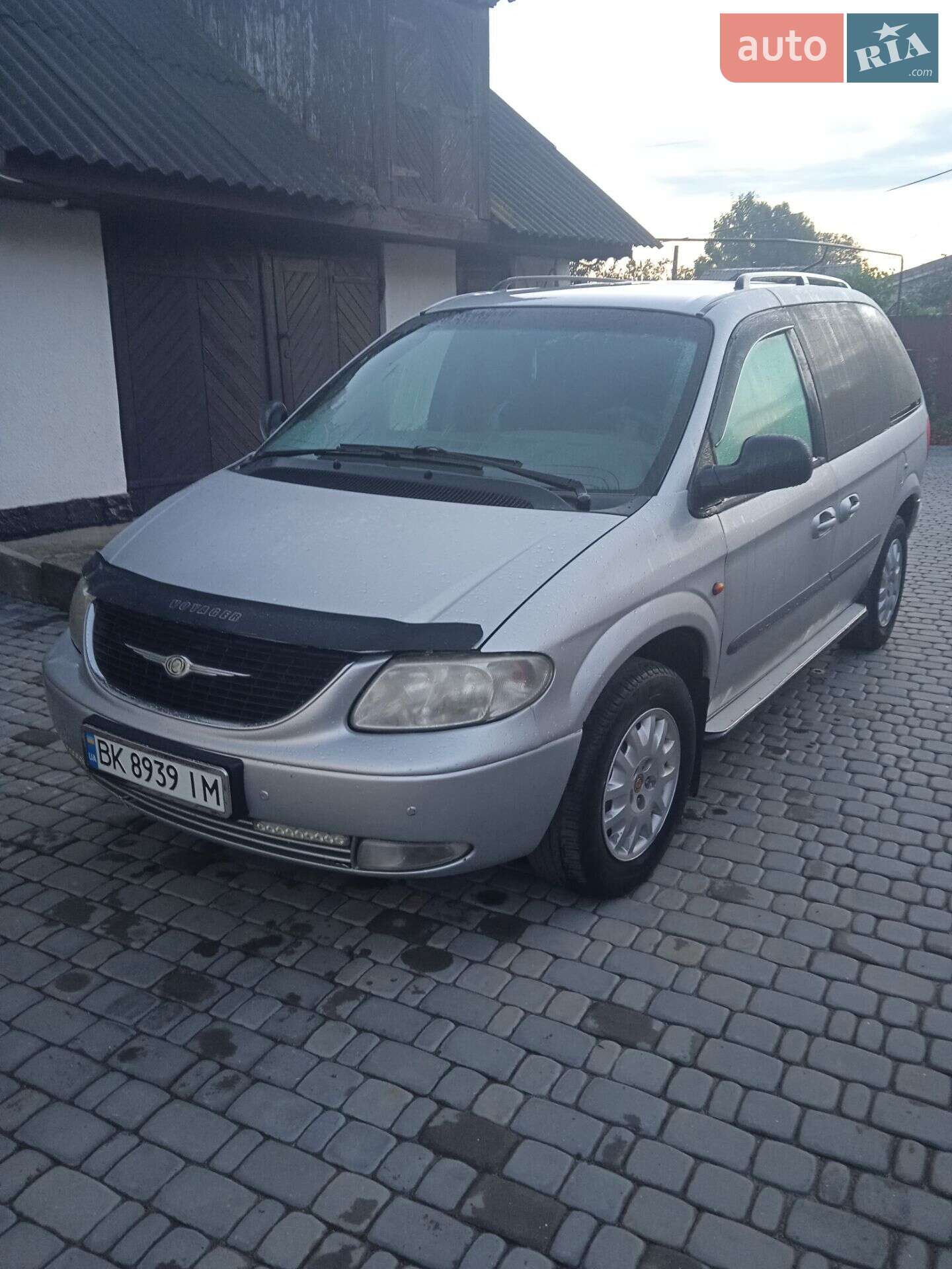 DODGE RAM VAN 2002