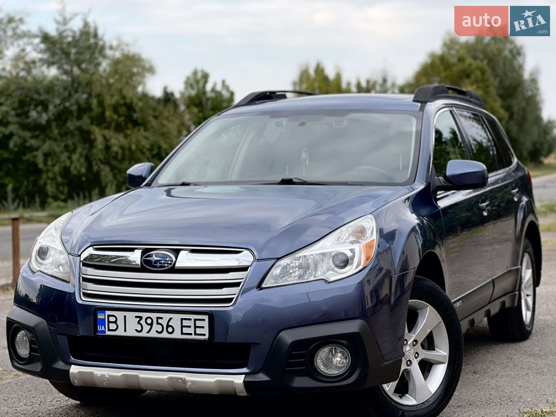 SUBARU OUTBACK 2014