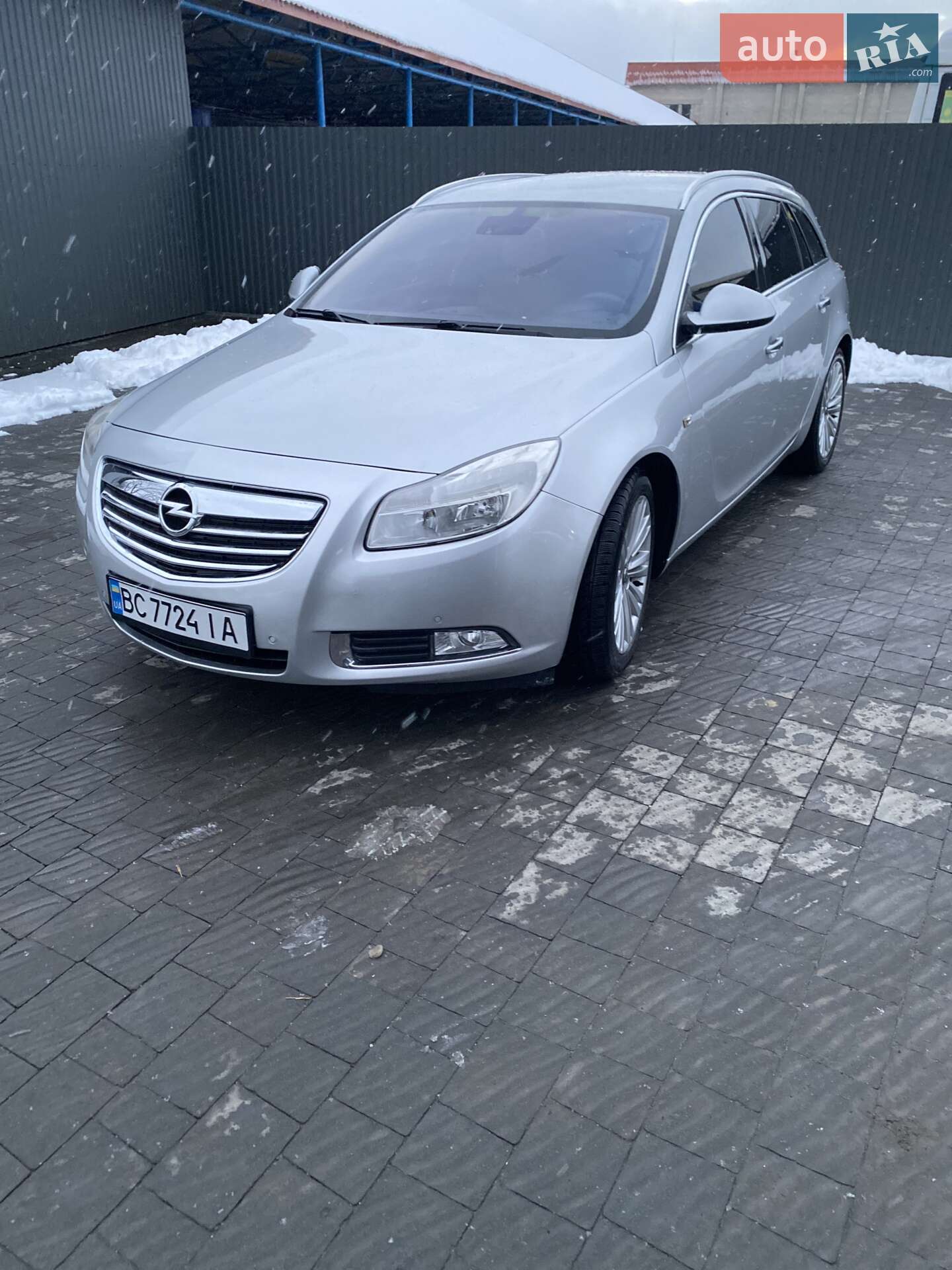 OPEL INSIGNIA 2012