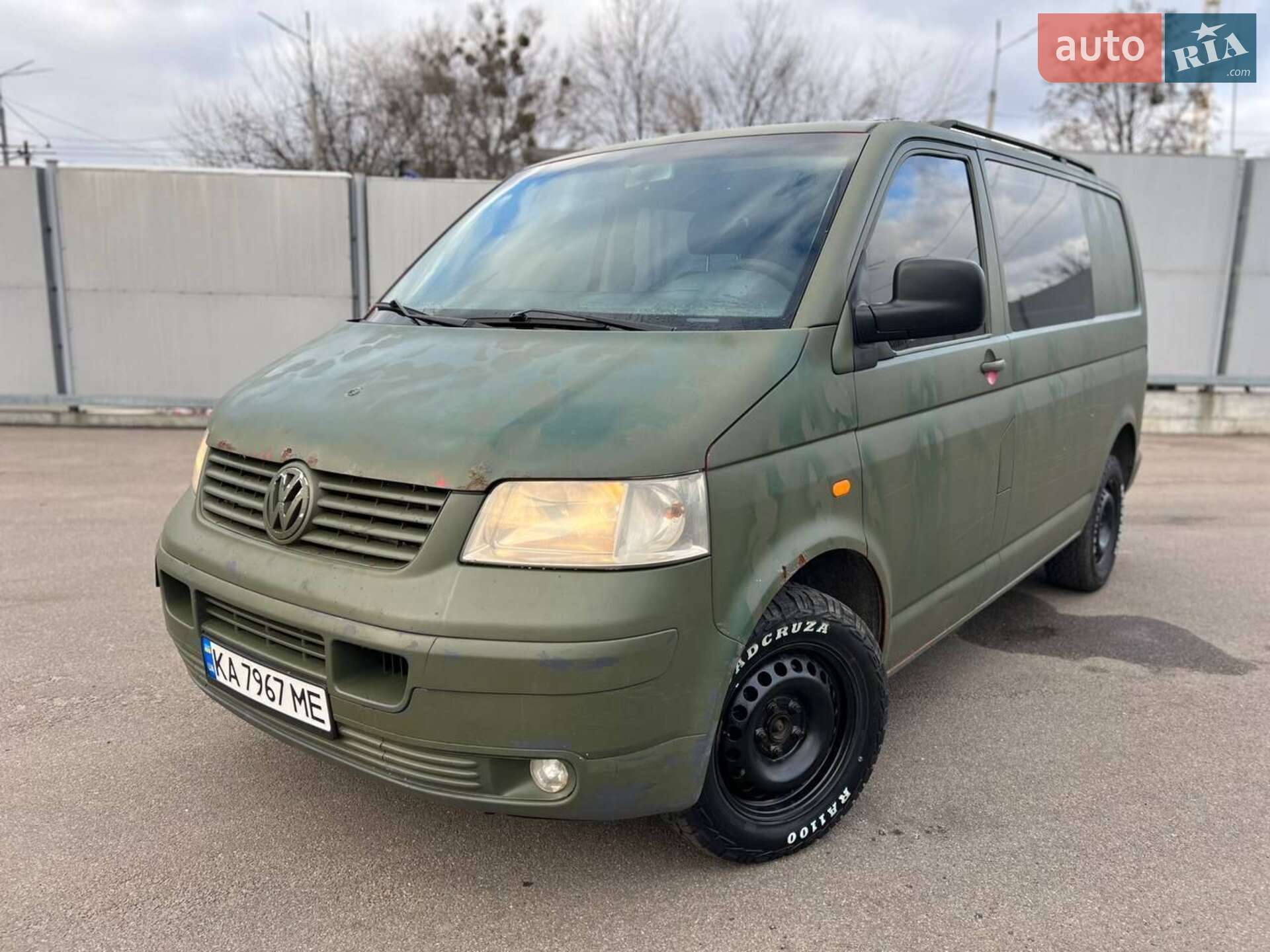 VOLKSWAGEN TRANSPORTER 2004