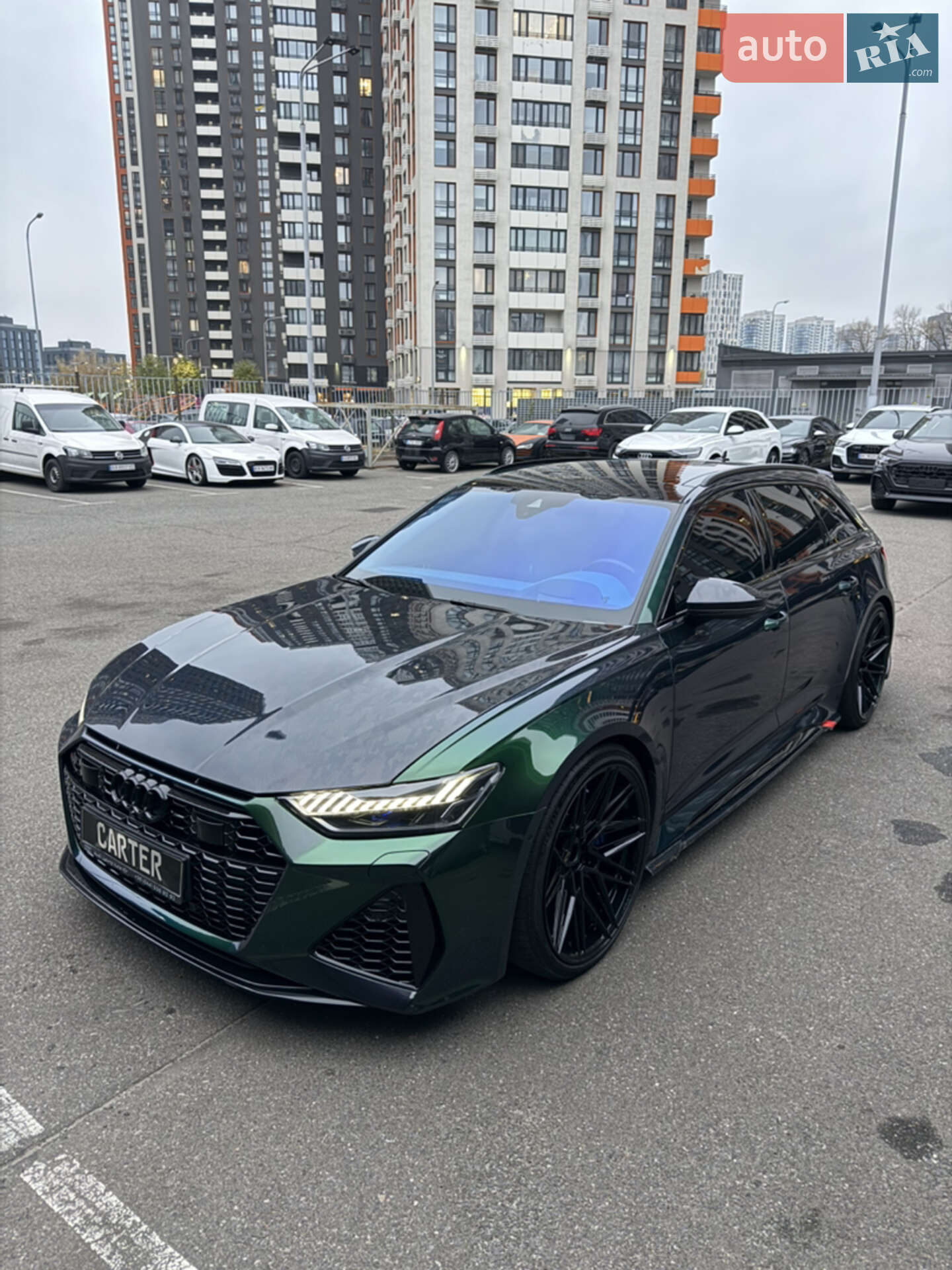 AUDI RS6 2021