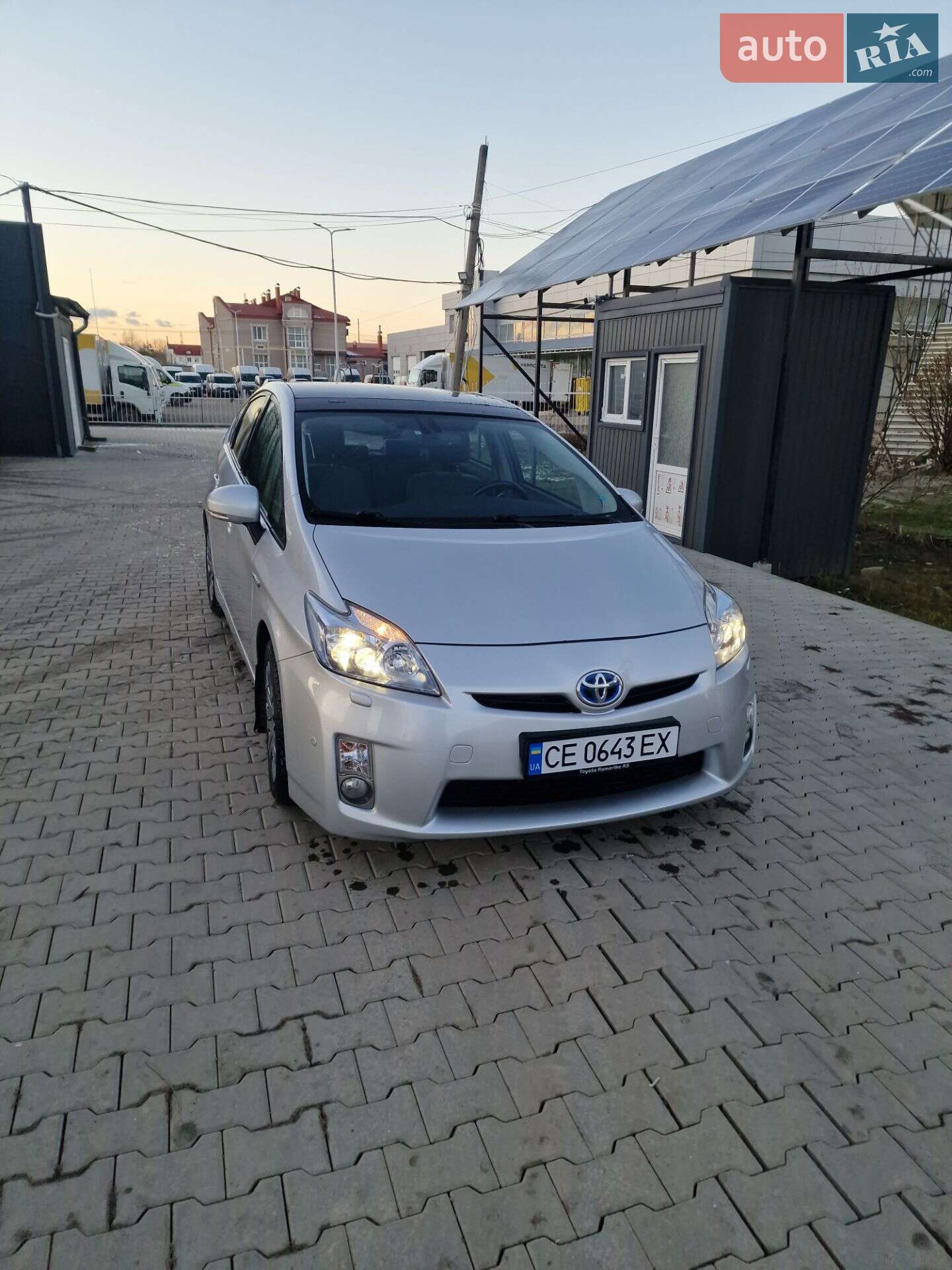 TOYOTA PRIUS 2010