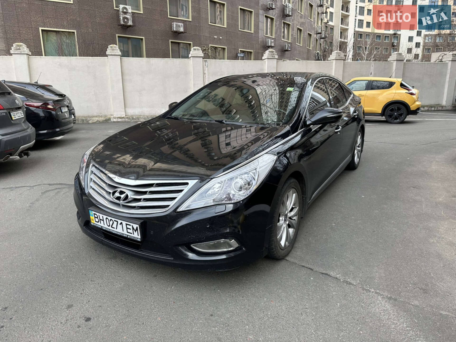 HYUNDAI GRANDEUR 2012