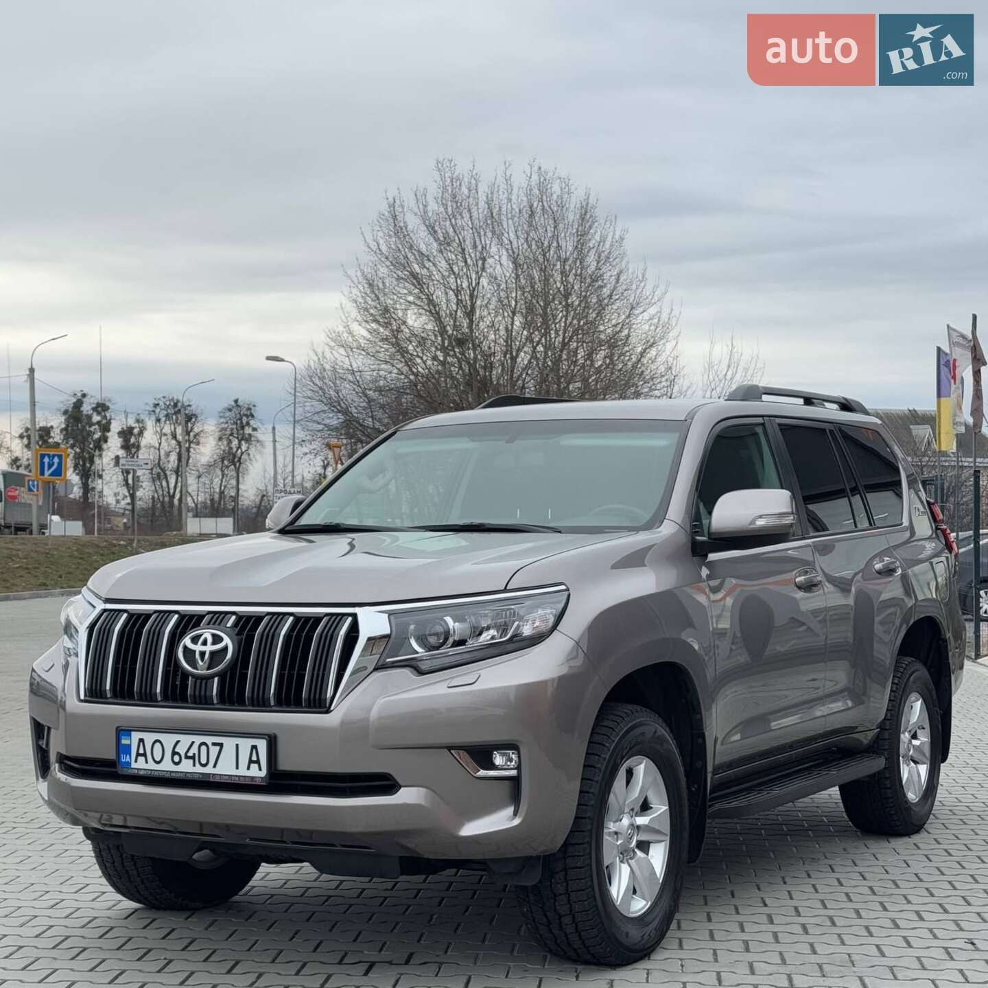 TOYOTA LAND CRUISER PRADO 150 2022