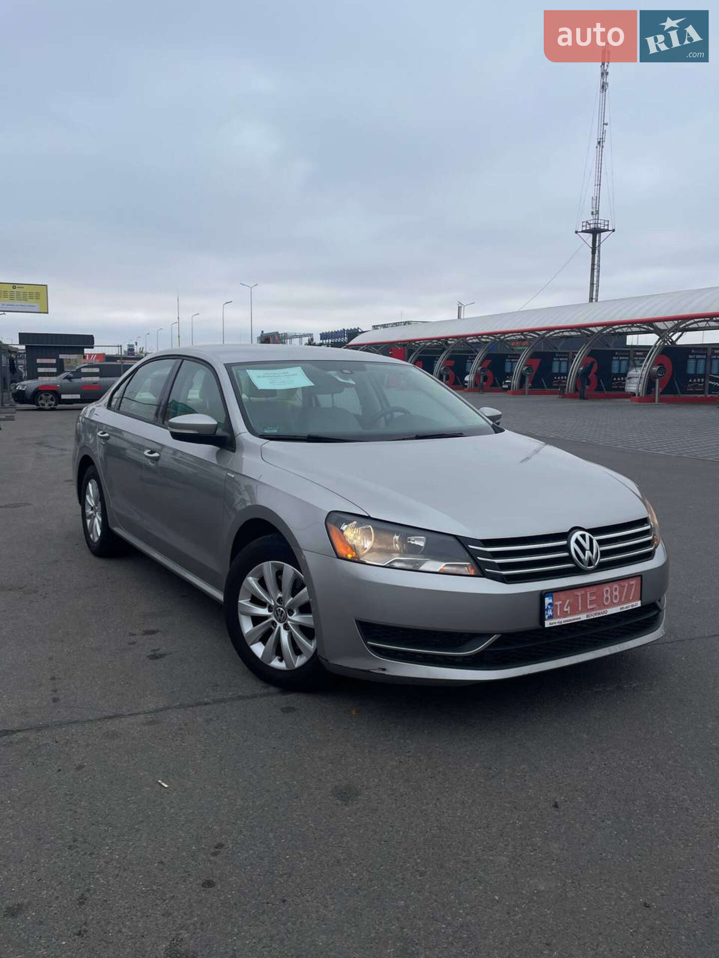 VOLKSWAGEN PASSAT 2013
