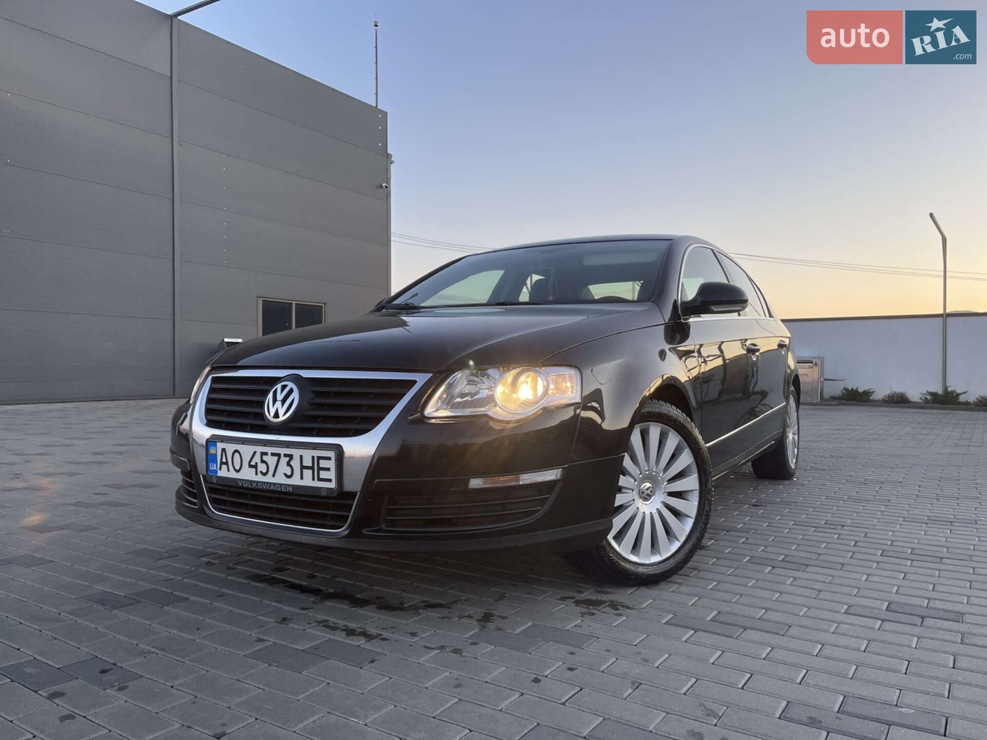VOLKSWAGEN PASSAT 2005