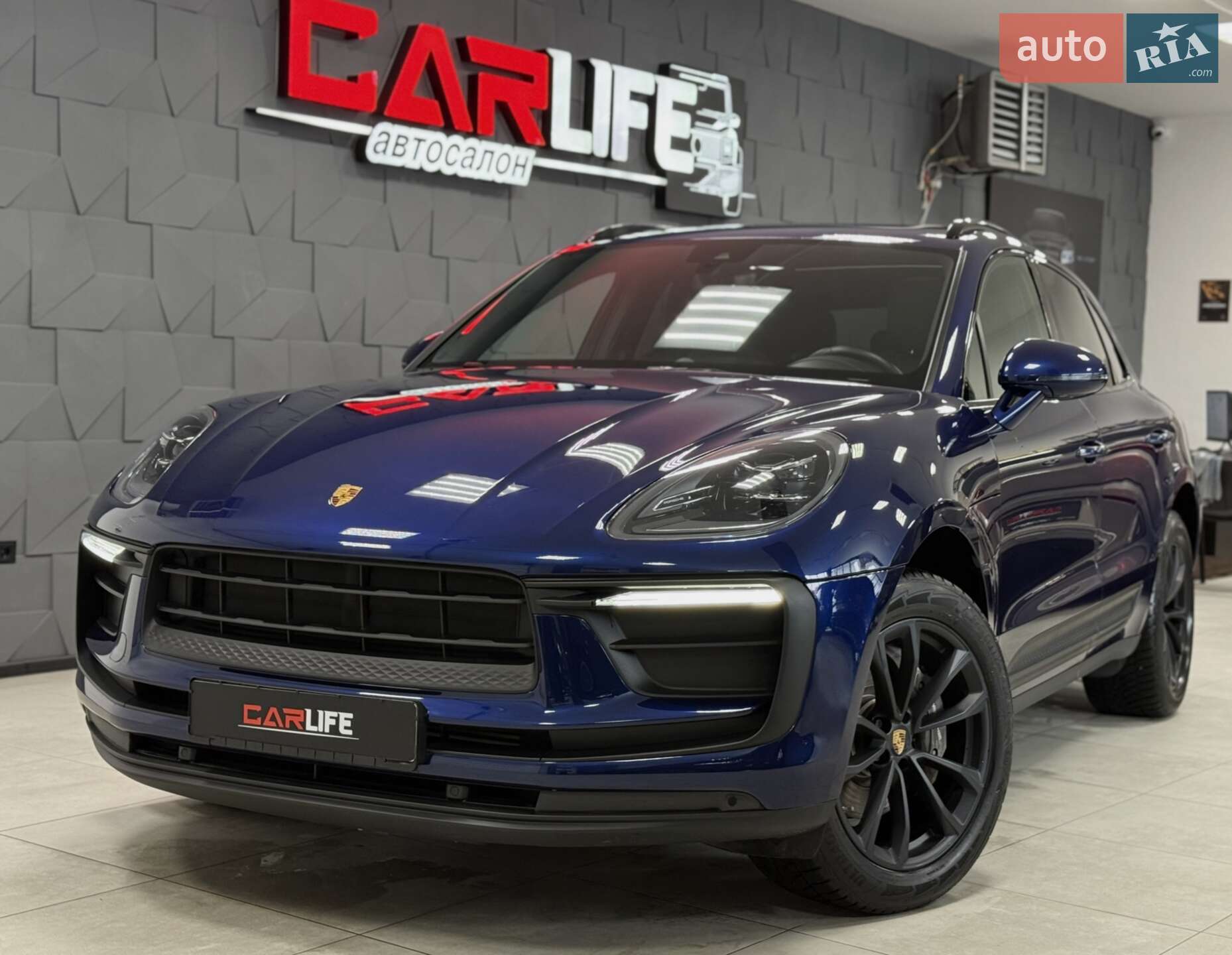 PORSCHE MACAN R4 2021