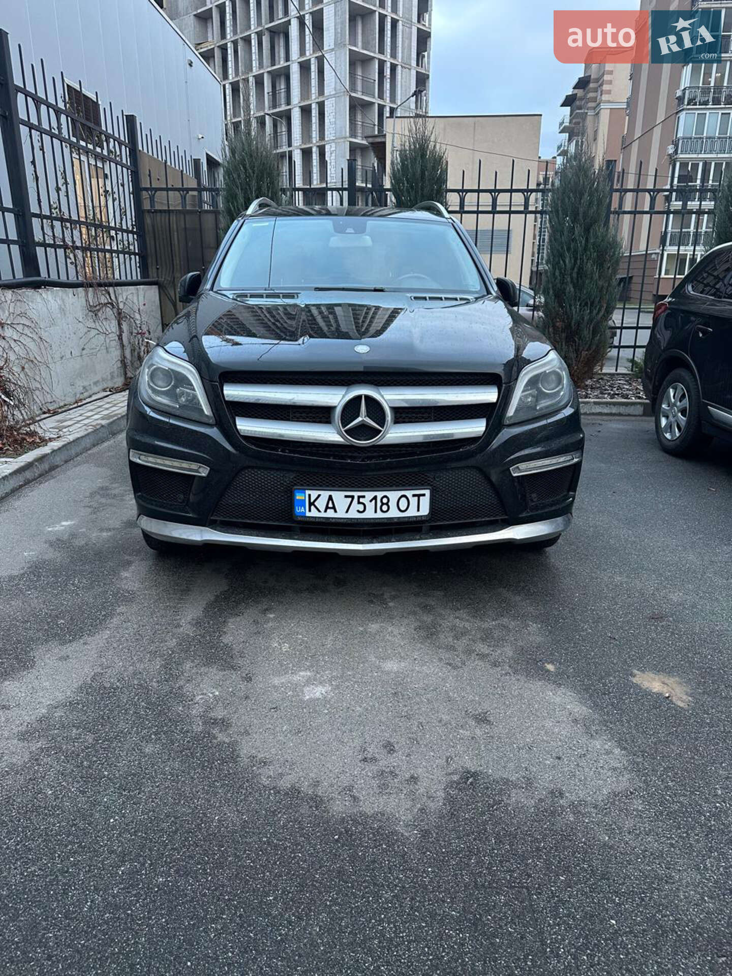 Головне фото звіту автомобіля MERCEDES-BENZ GL 350 2015