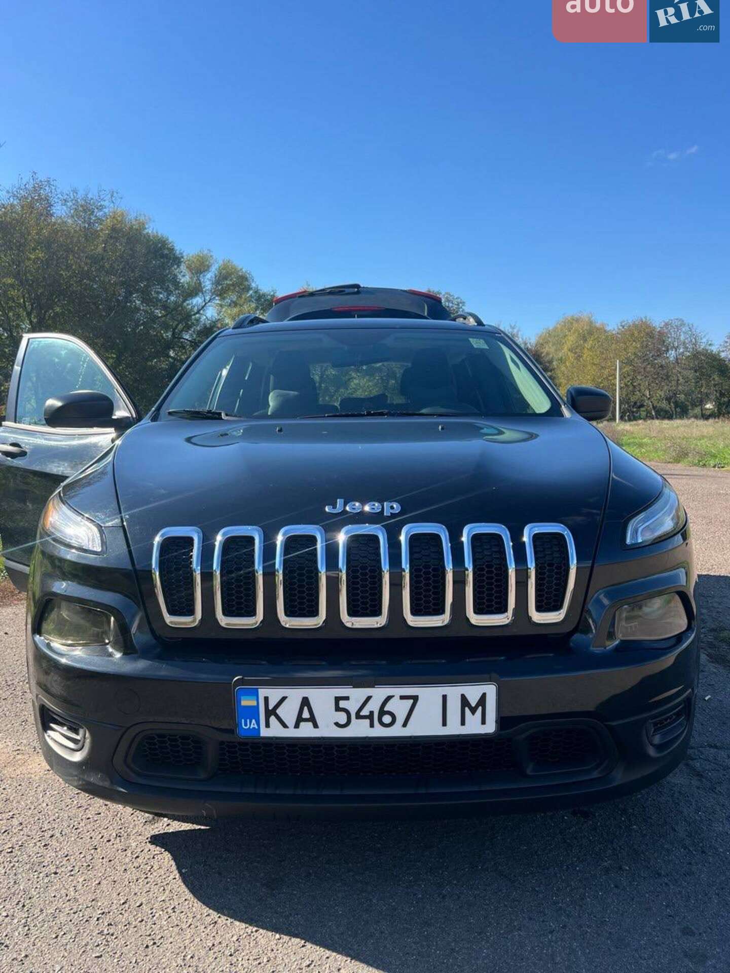 Головне фото звіту автомобіля JEEP CHEROKEE 2015