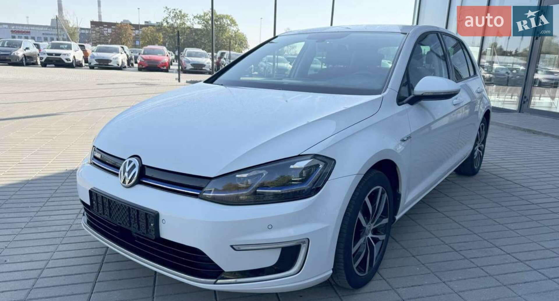 VOLKSWAGEN E-GOLF 2018