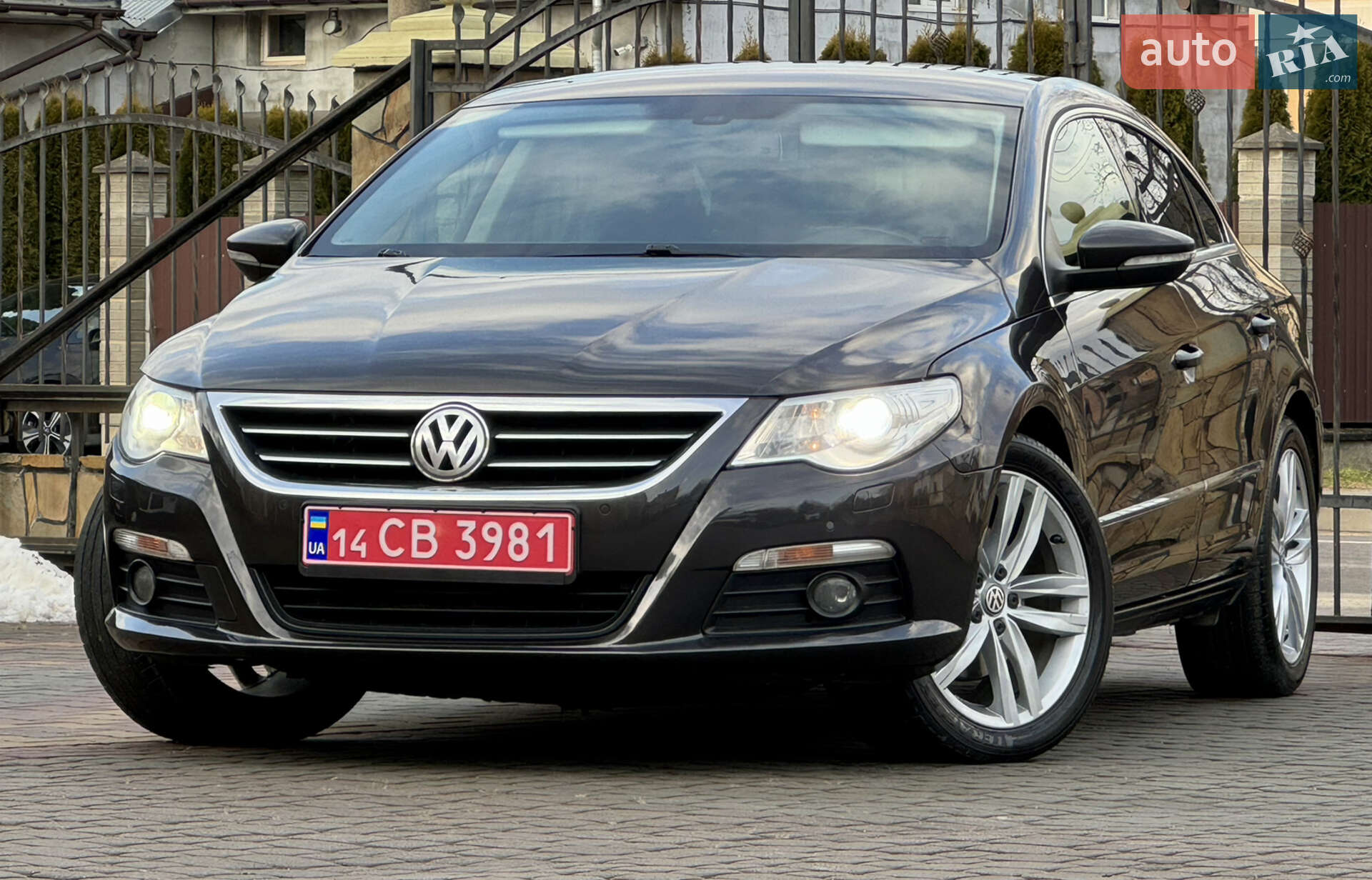 VOLKSWAGEN PASSAT CC 2010