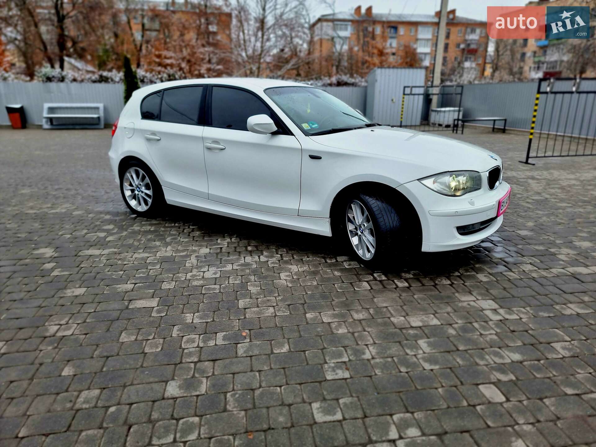 BMW 1ER REIHE 2011