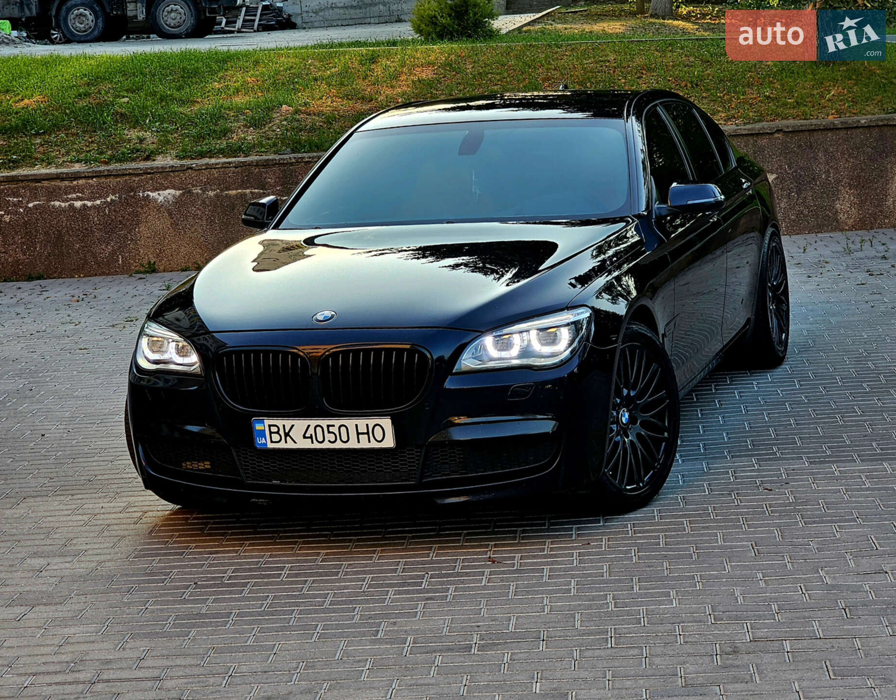 BMW 740 D 2012