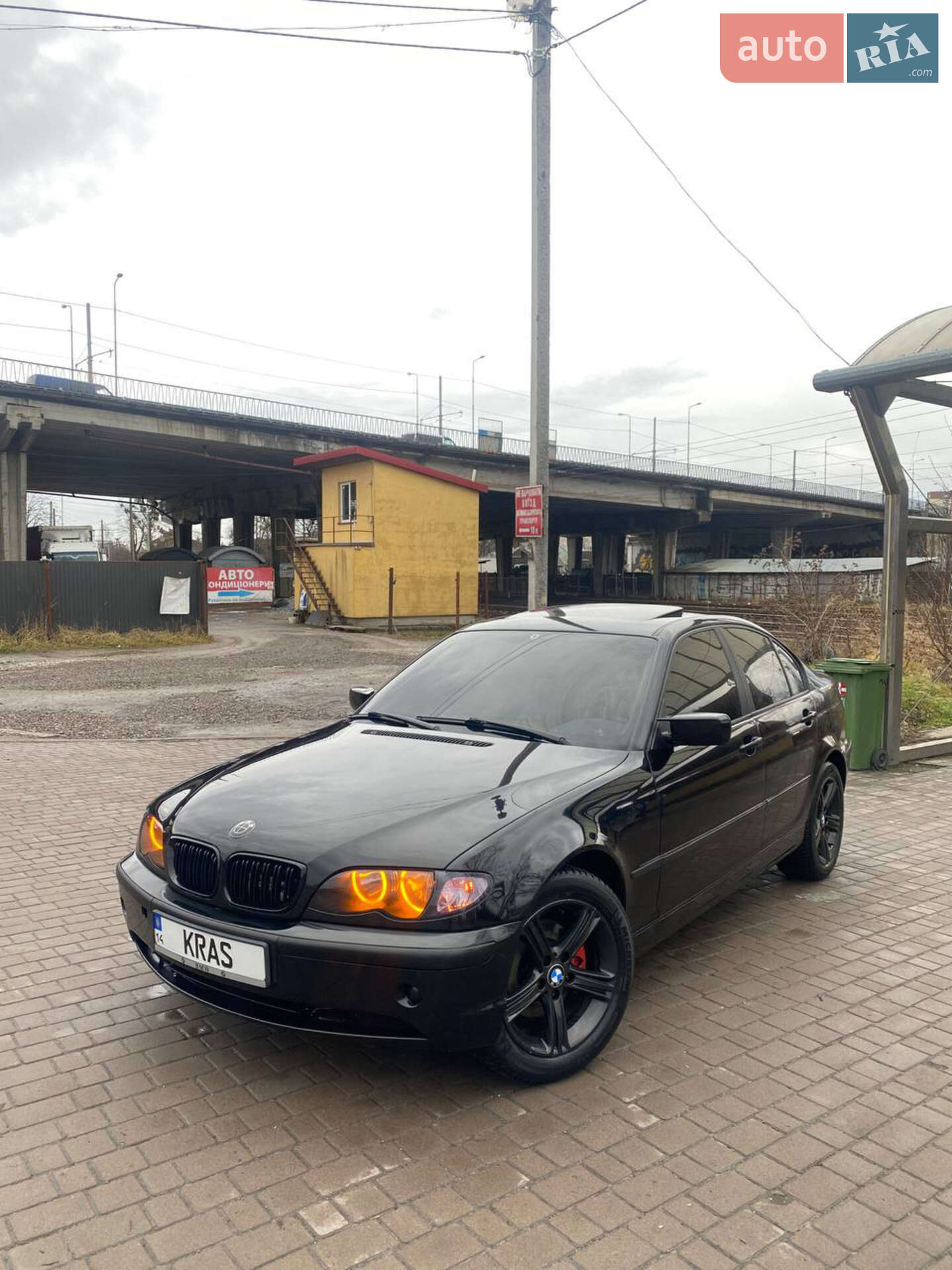 Головне фото звіту автомобіля BMW 320D 2001